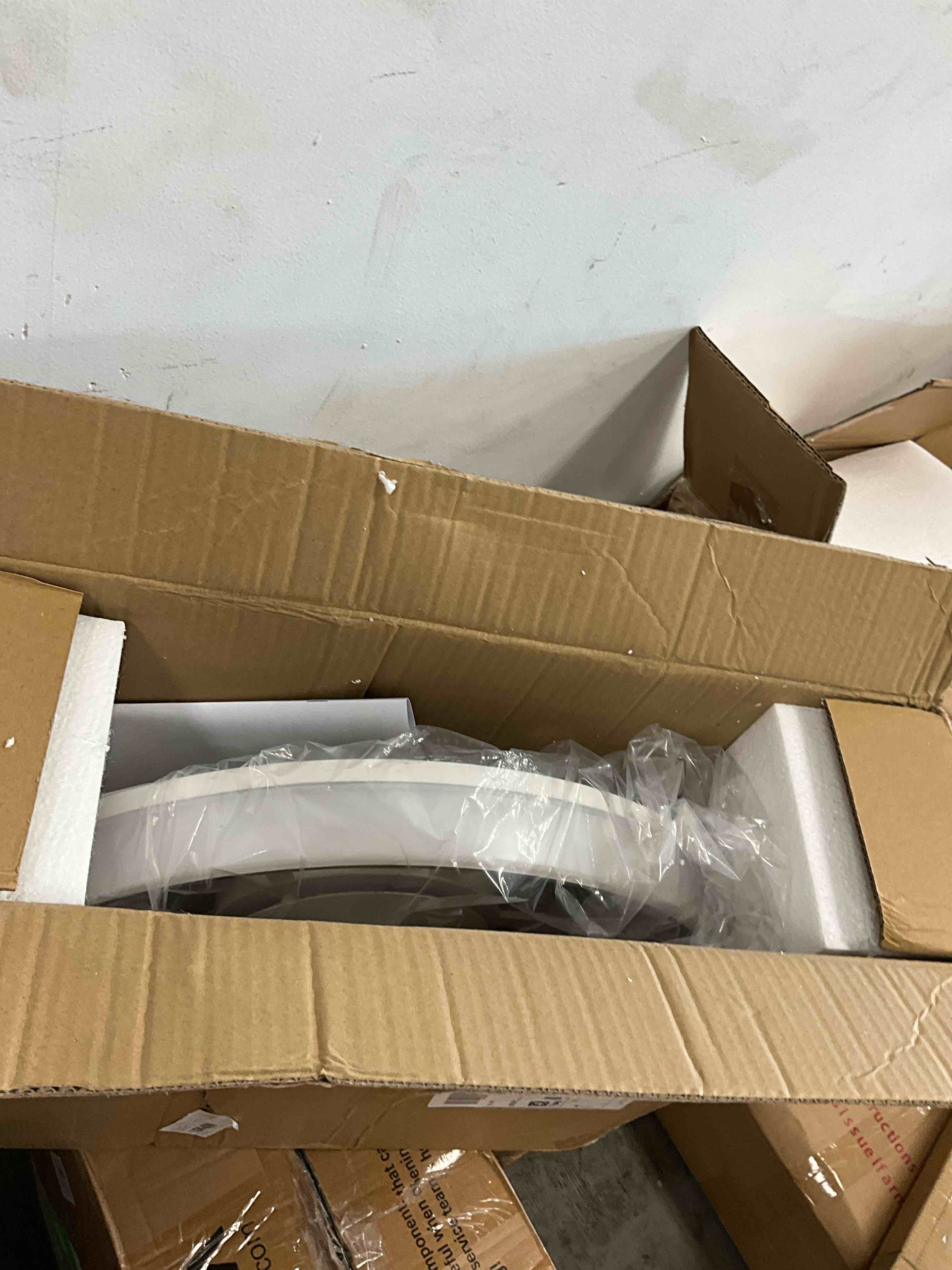 https://s3.amazonaws.com/lotting-images-prod/EmanualPiazza/GRA3467563_1759427543879.jpeg