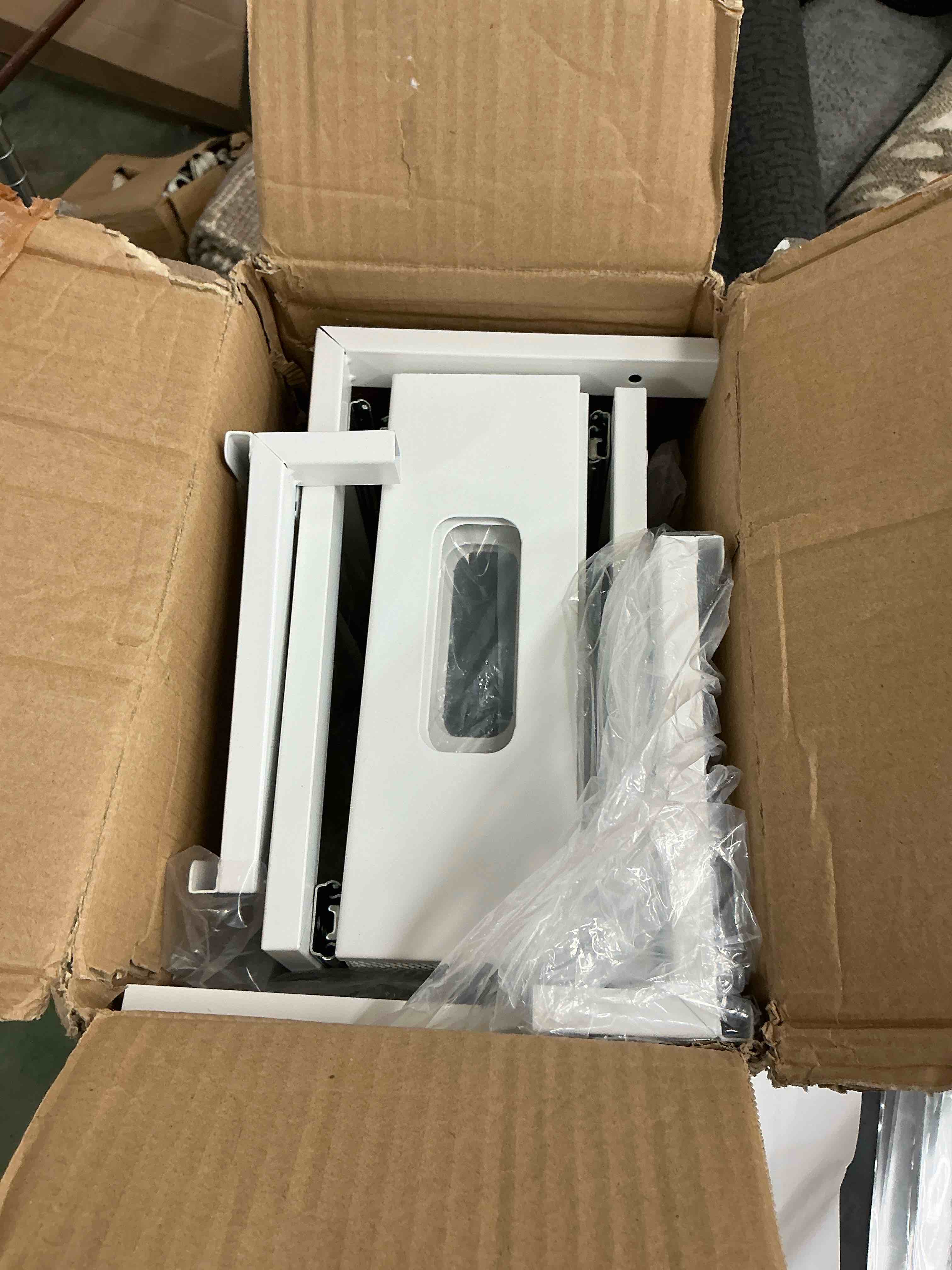https://s3.amazonaws.com/lotting-images-prod/EmanualPiazza/GRA3467748_1759950051779.jpeg