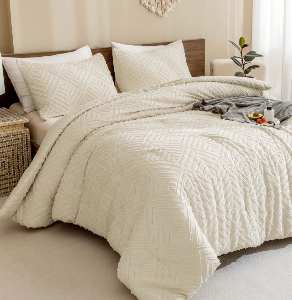 ANGENIA California King Comforter Set, 3 Pieces Beige Cream Boho Oversized King Bedding Comforter Set, Cozy Lightweight Down Comforter Bed Set