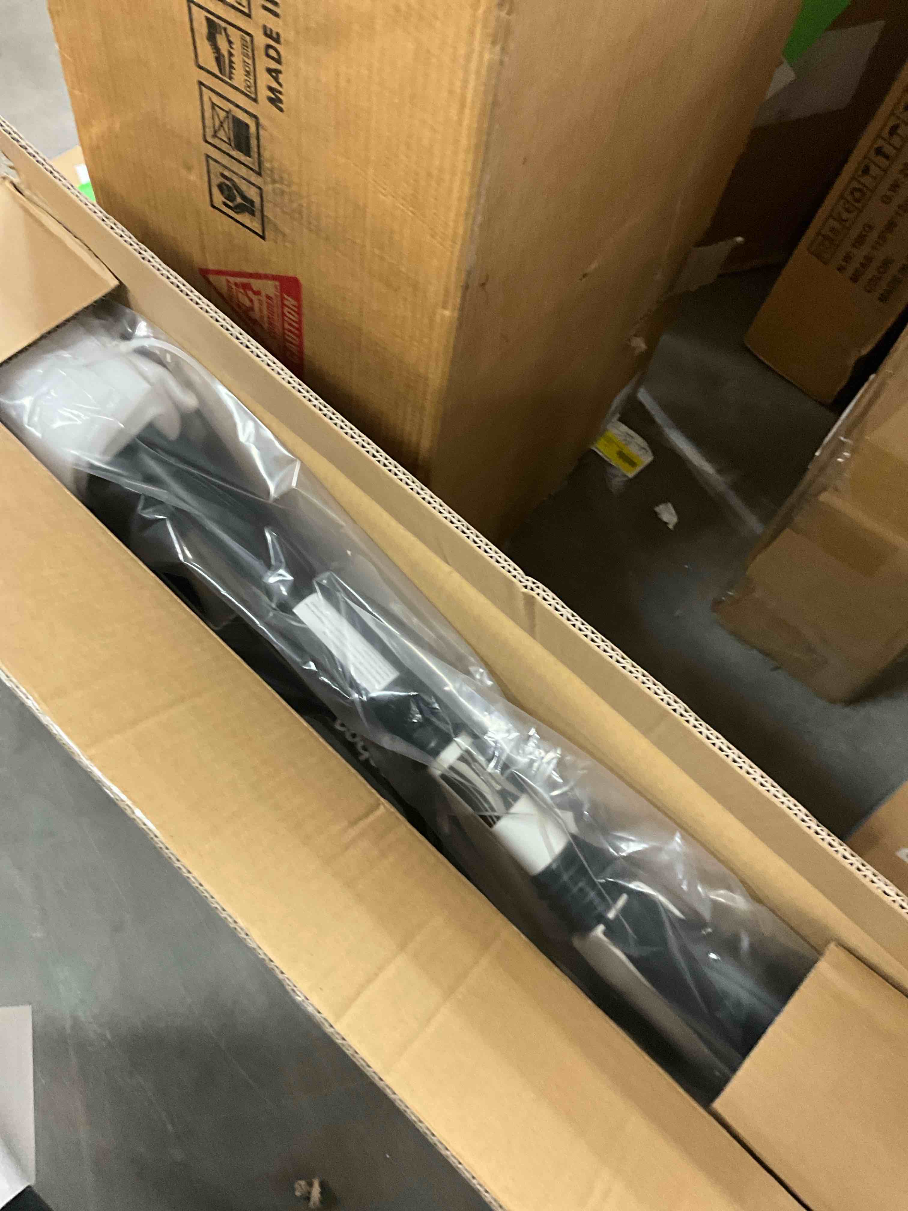 https://s3.amazonaws.com/lotting-images-prod/EmanualPiazza/GRA3467964_1760028122352.jpeg