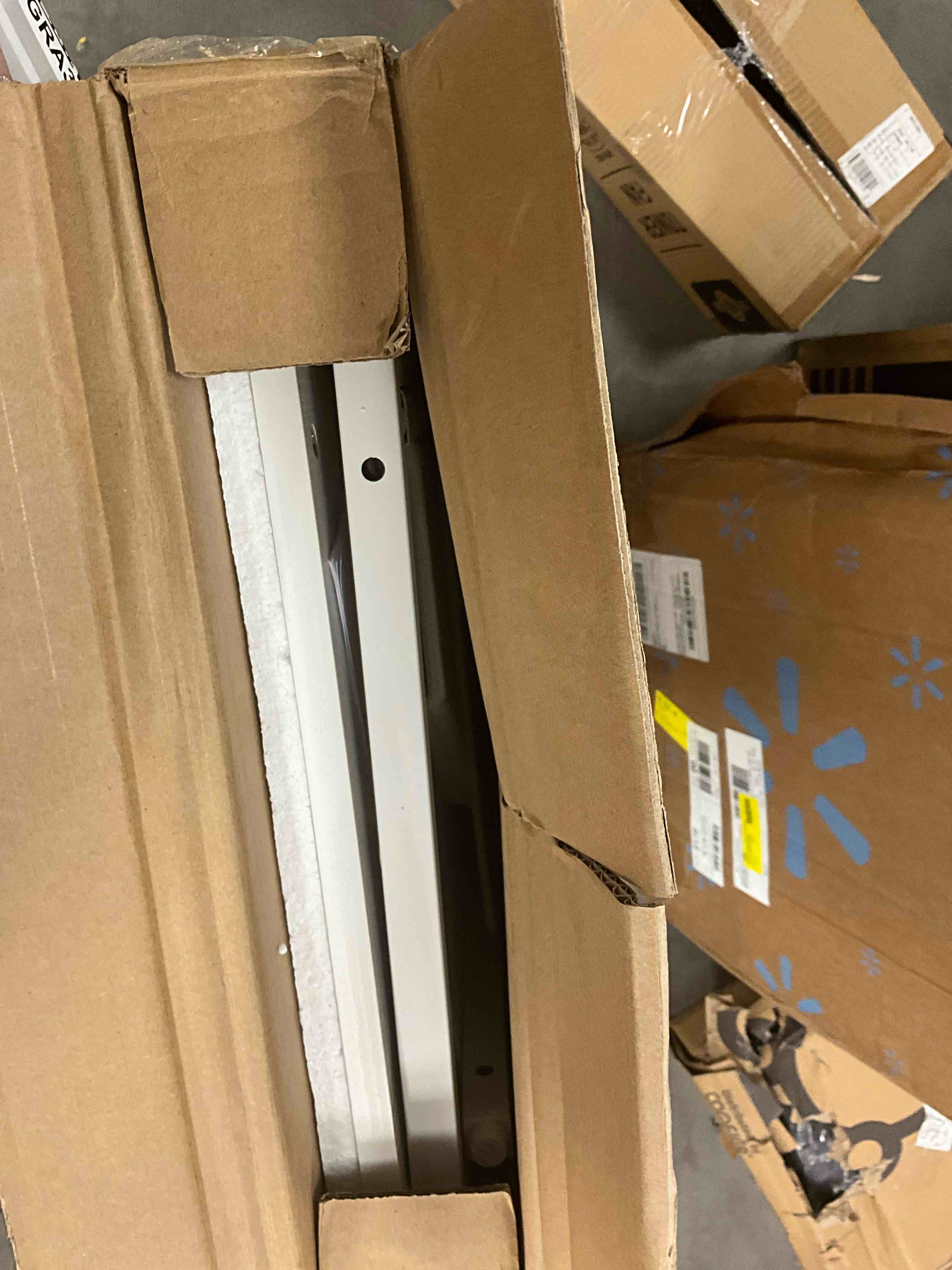 https://s3.amazonaws.com/lotting-images-prod/EmanualPiazza/GRA3467974_1760026662334.jpeg
