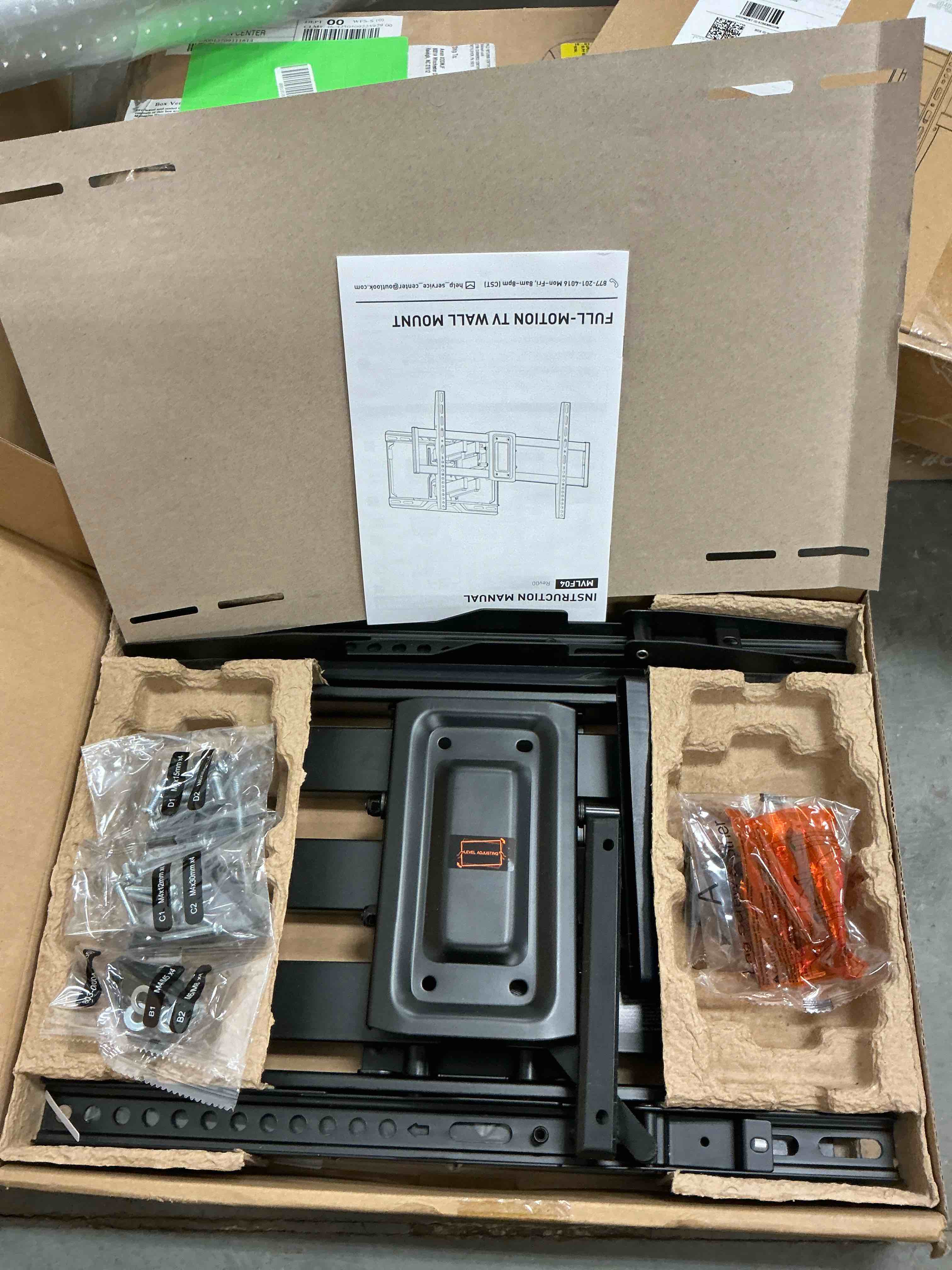 https://s3.amazonaws.com/lotting-images-prod/EmanualPiazza/GRA3468001_1760103563109.jpeg