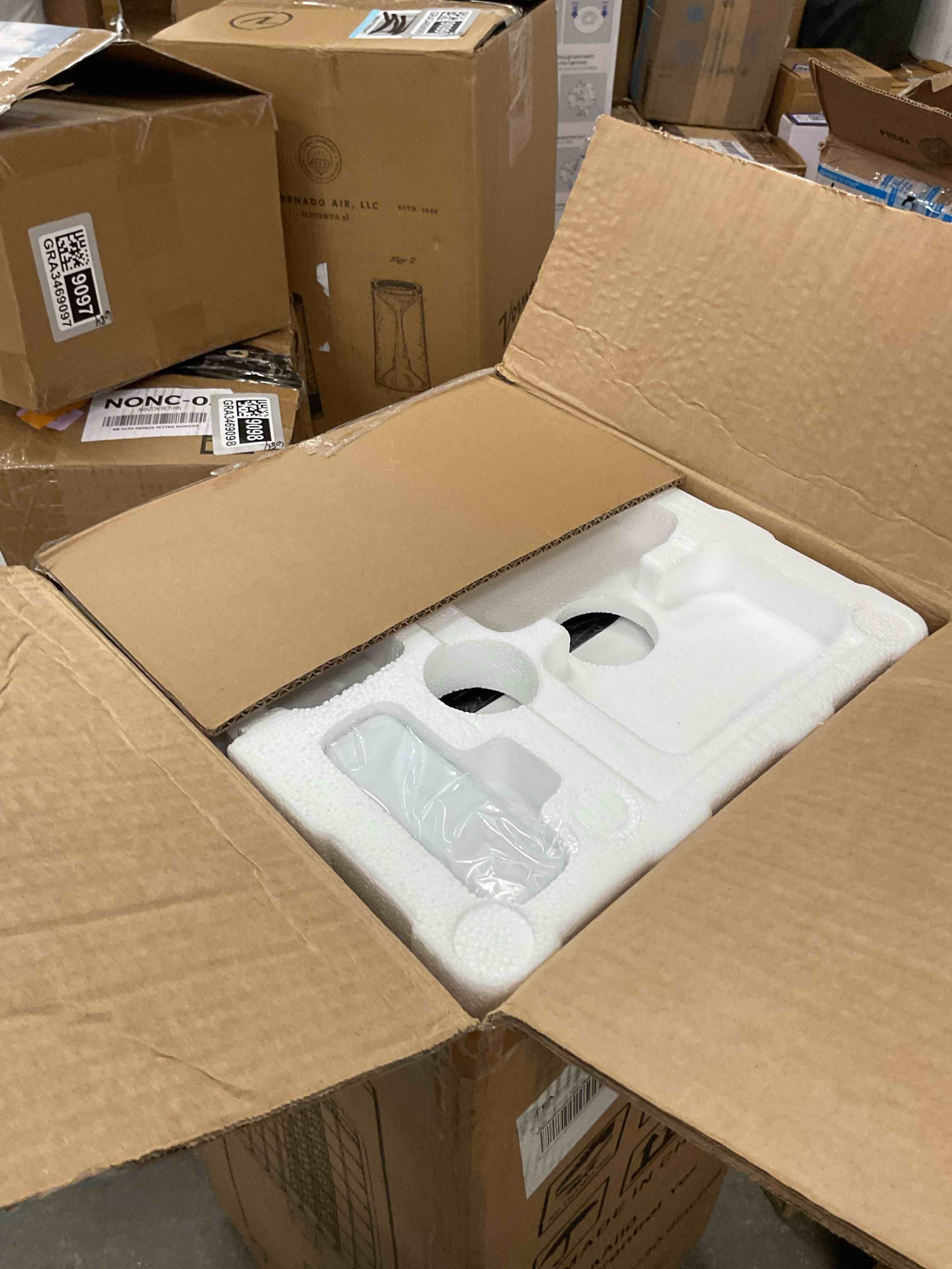 https://s3.amazonaws.com/lotting-images-prod/EmanualPiazza/GRA3469096_1753884561022.jpeg
