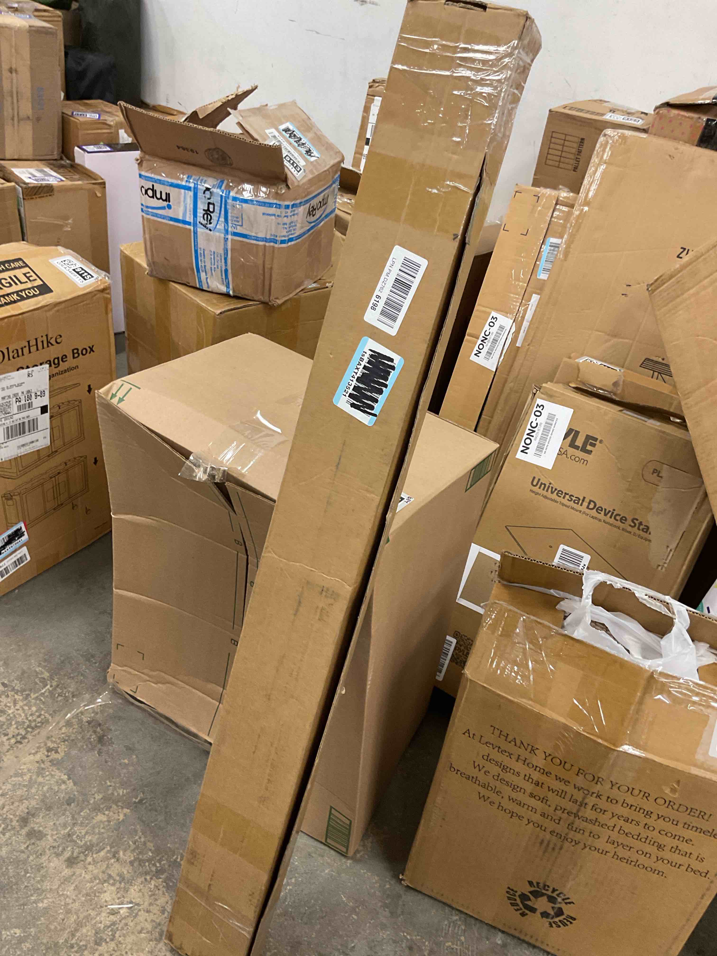 https://s3.amazonaws.com/lotting-images-prod/EmanualPiazza/GRA3469102_1753884184139.jpeg