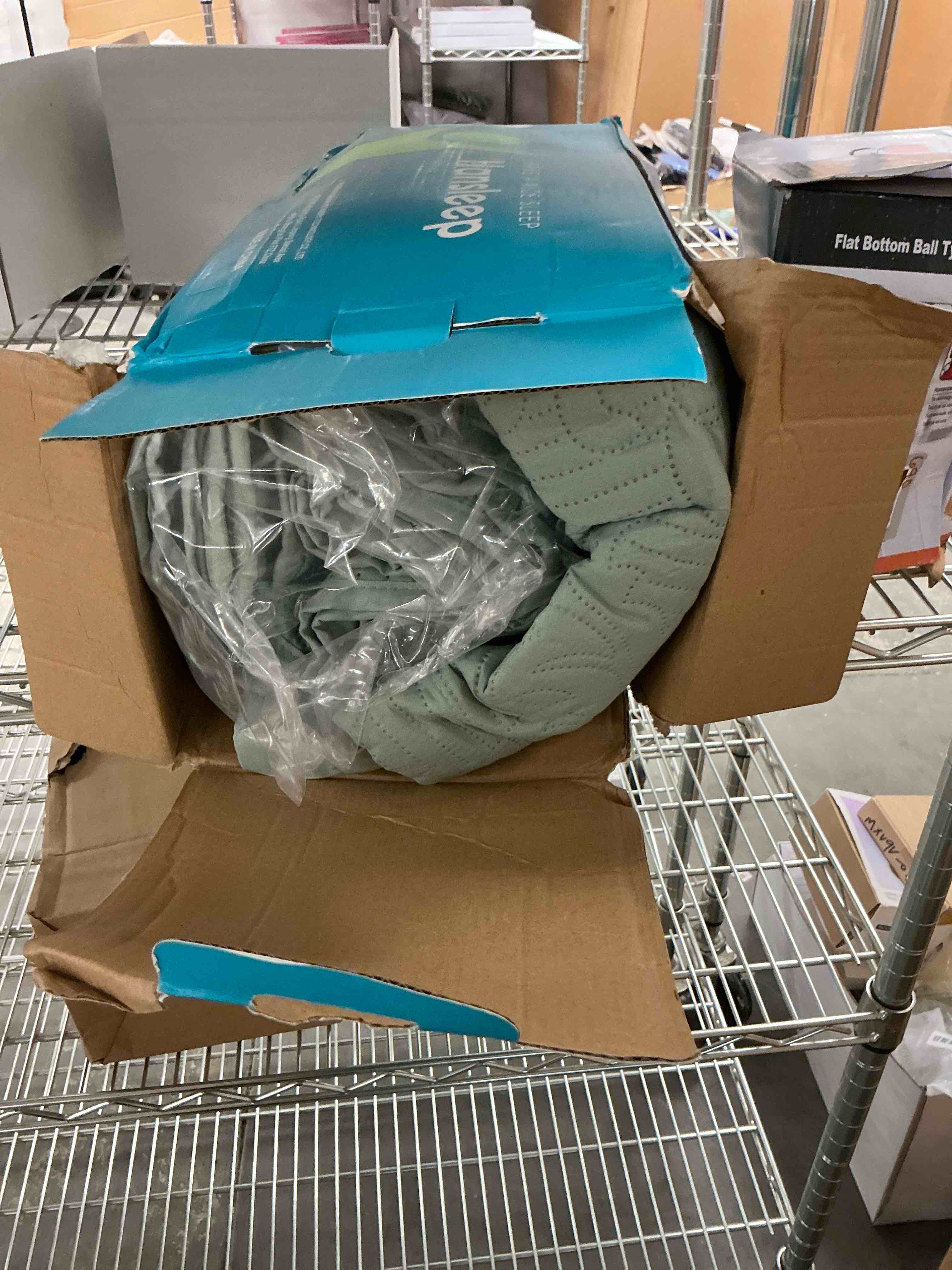 https://s3.amazonaws.com/lotting-images-prod/EmanualPiazza/GRA3469287_1753898443308.jpeg