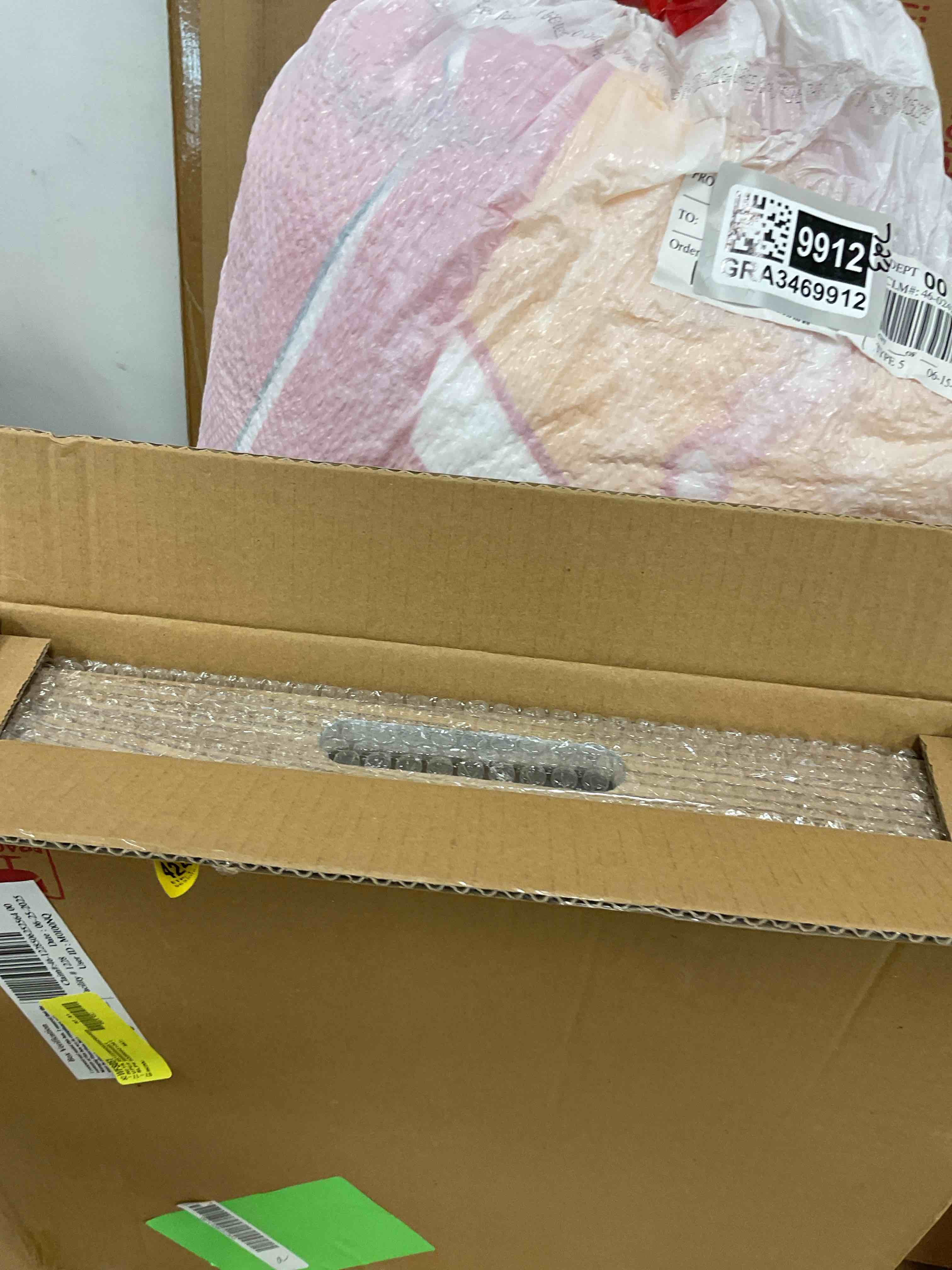 https://s3.amazonaws.com/lotting-images-prod/EmanualPiazza/GRA3469911_1754413746171.jpeg