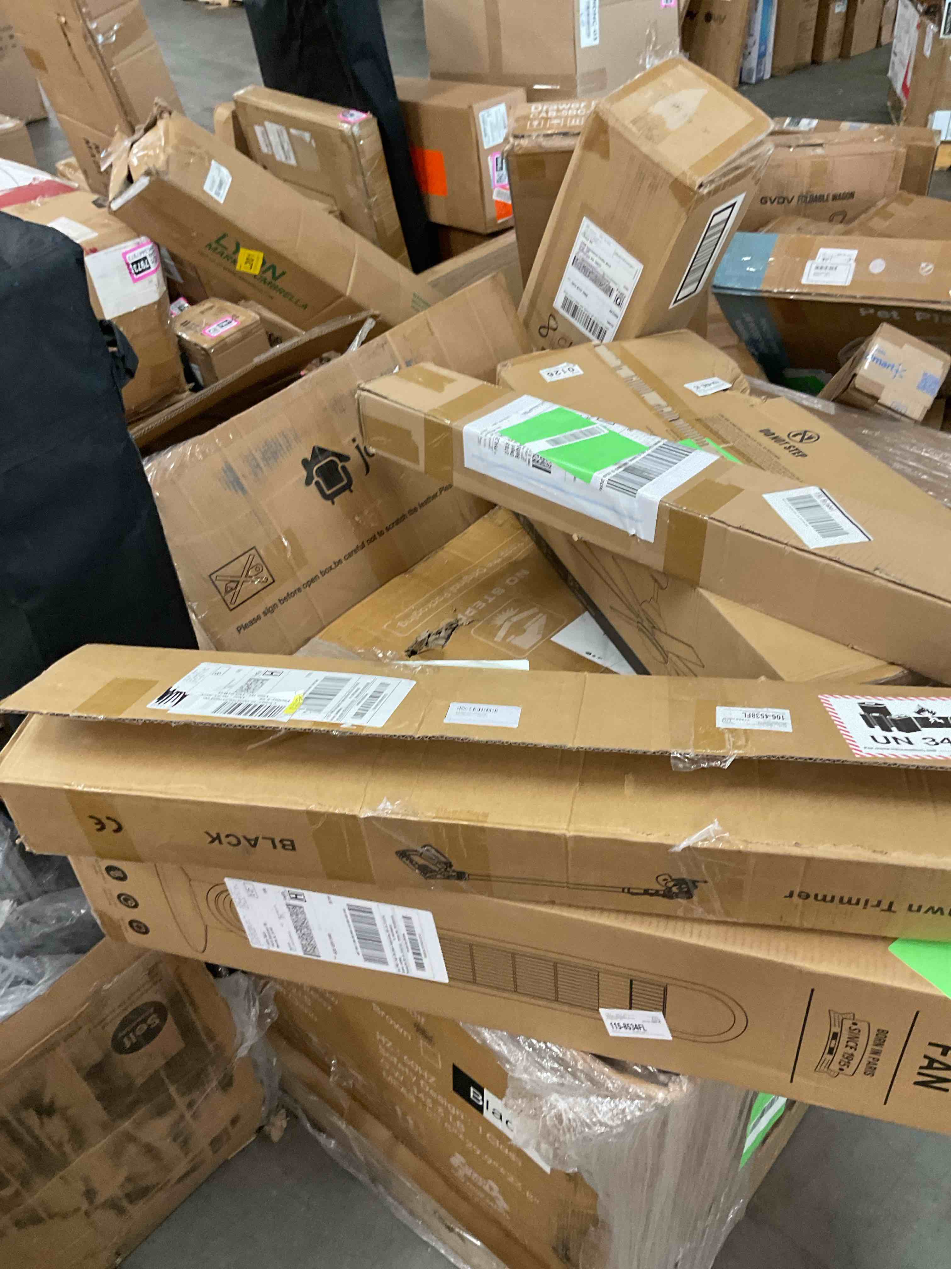 https://s3.amazonaws.com/lotting-images-prod/EmanualPiazza/GRA3470069_1754487315911.jpeg