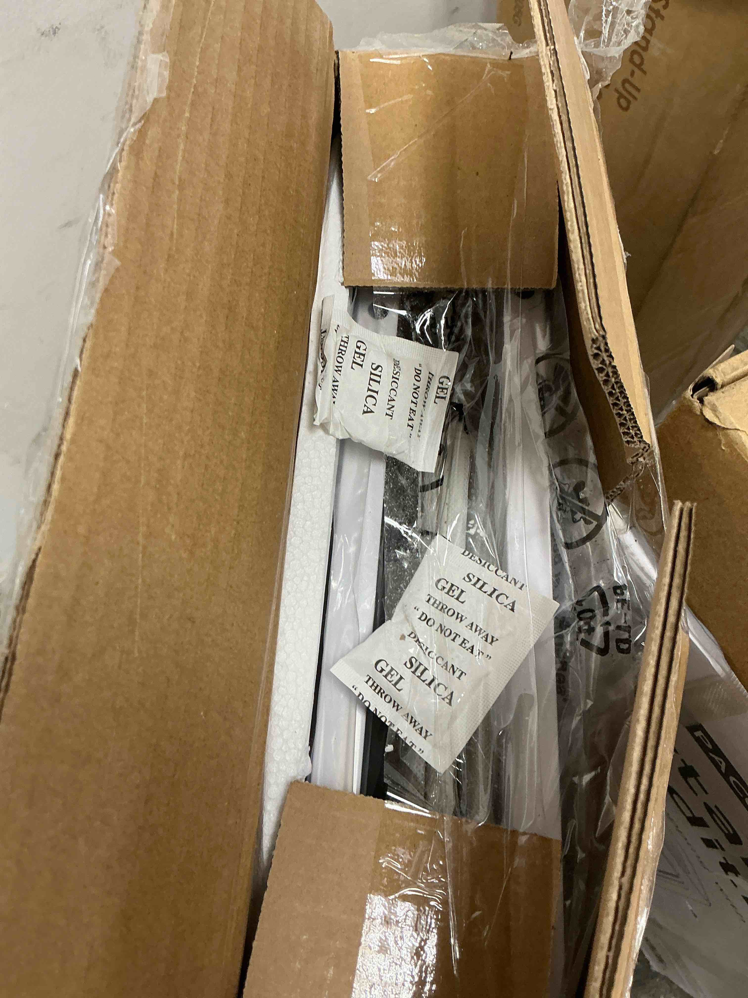 https://s3.amazonaws.com/lotting-images-prod/EmanualPiazza/GRA3470166_1754660535838.jpeg