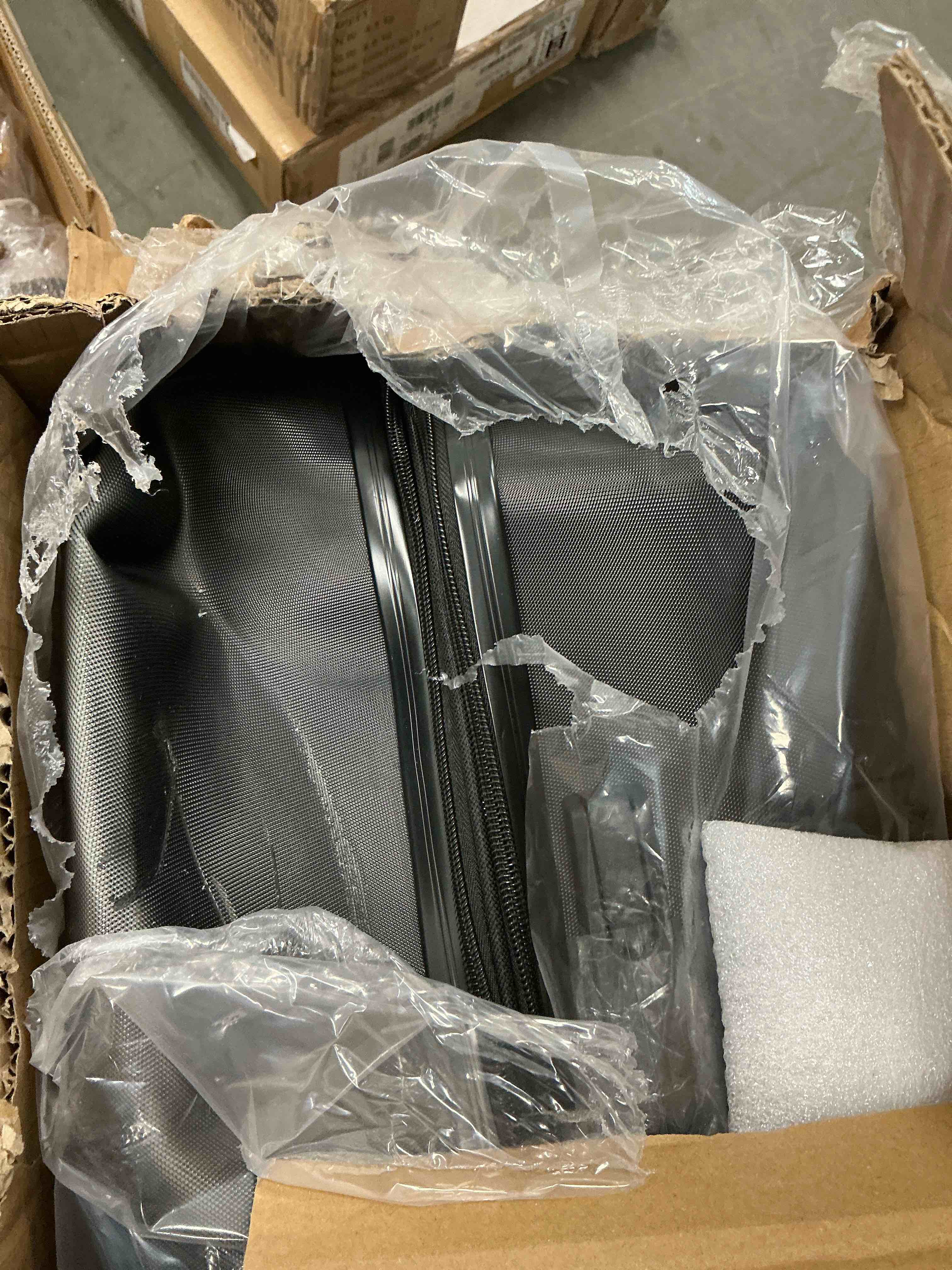 https://s3.amazonaws.com/lotting-images-prod/EmanualPiazza/GRA3470168_1754660751047.jpeg