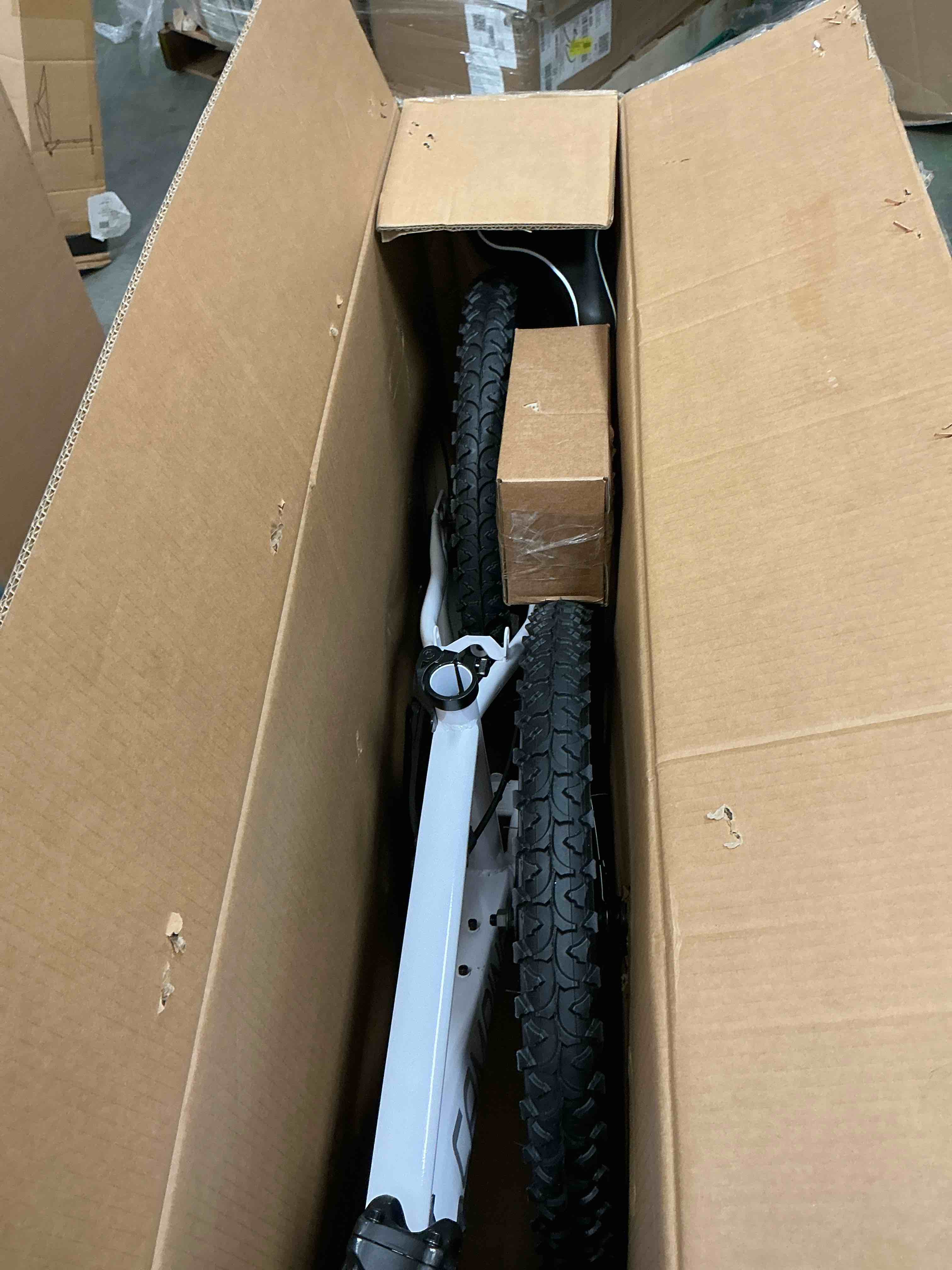 https://s3.amazonaws.com/lotting-images-prod/EmanualPiazza/GRA3470174_1754661854873.jpeg
