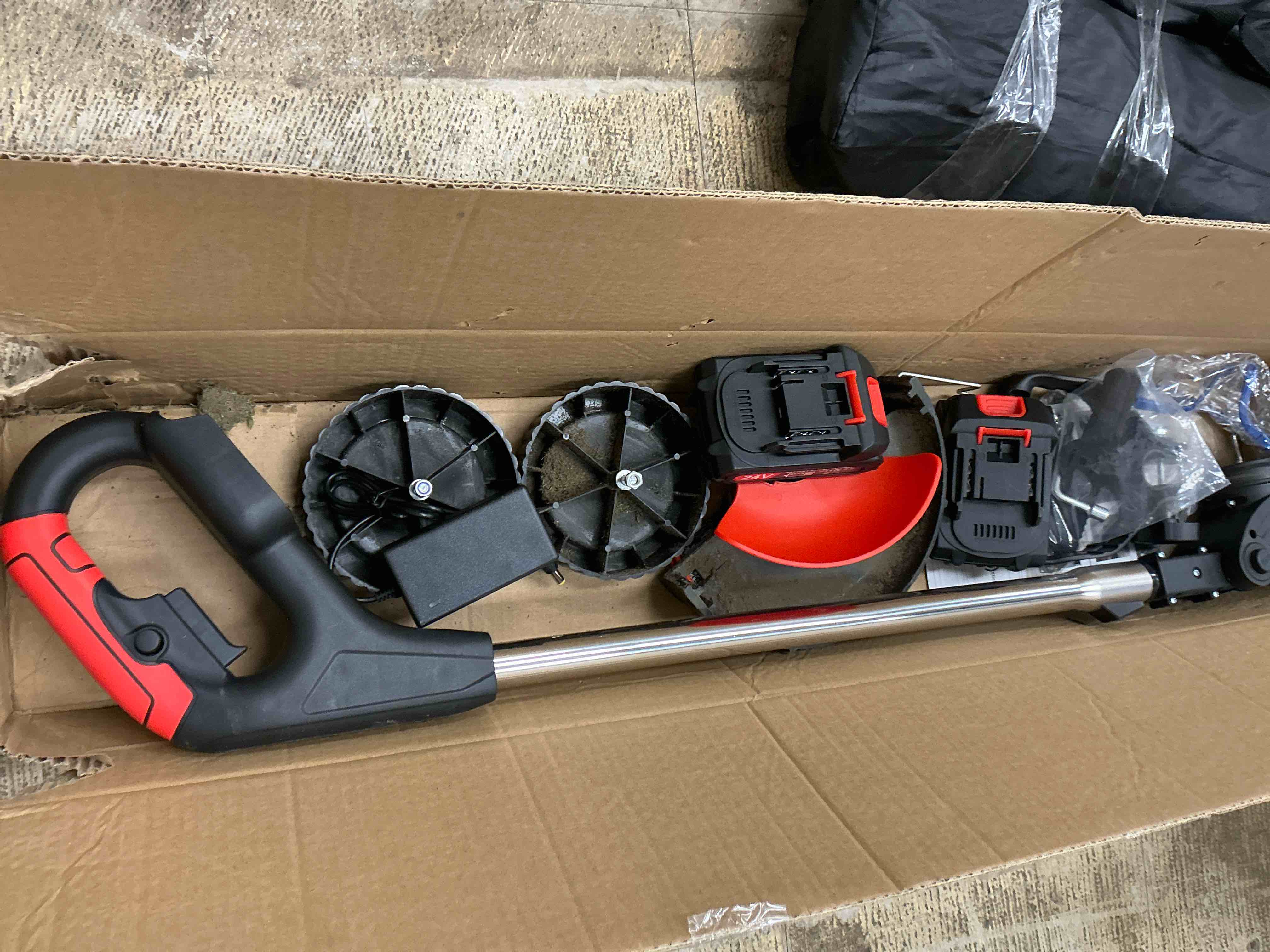 https://s3.amazonaws.com/lotting-images-prod/EmanualPiazza/GRA3470423_1755187512138.jpeg
