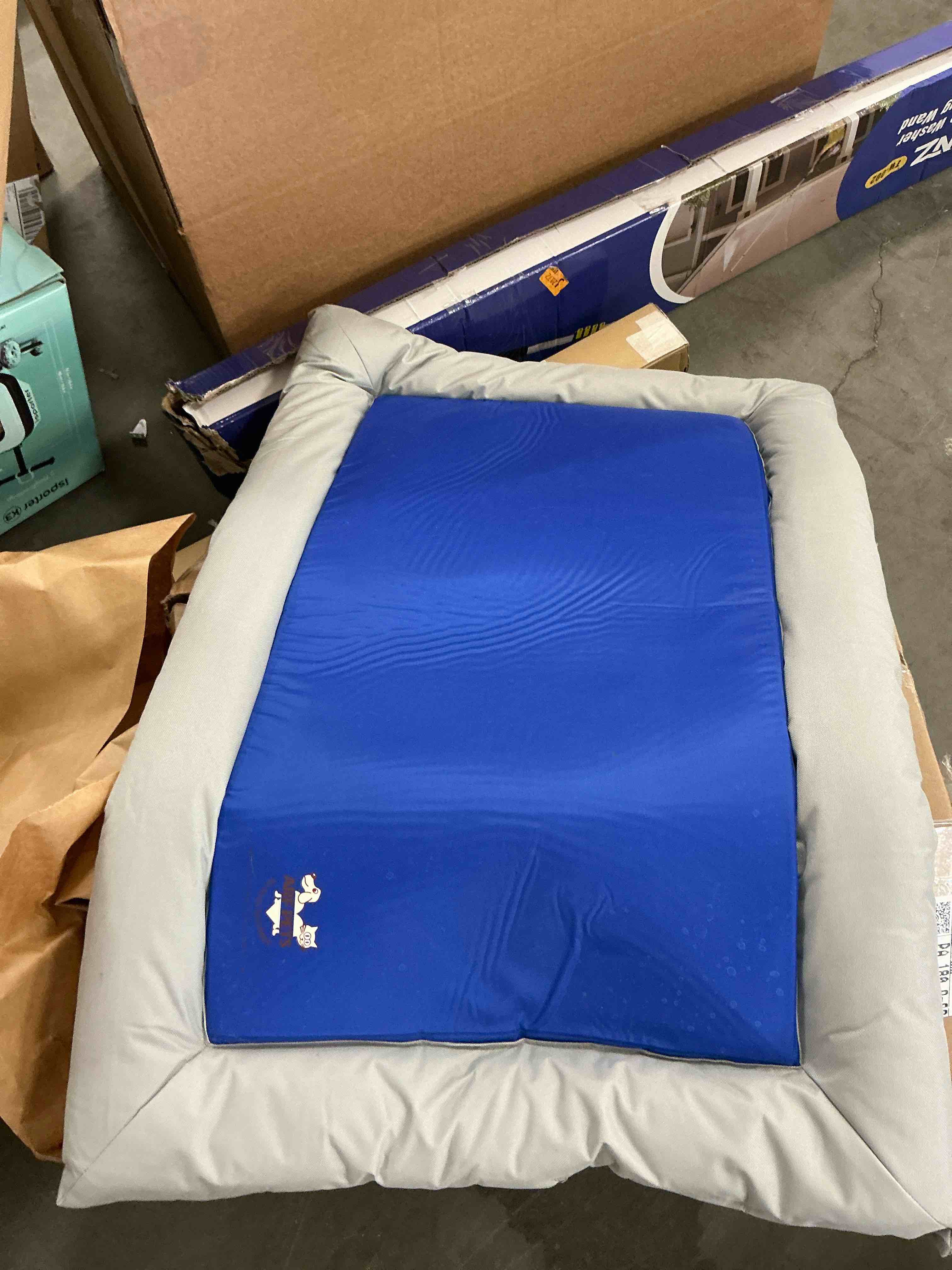 https://s3.amazonaws.com/lotting-images-prod/EmanualPiazza/GRA3470989_1755703822930.jpeg