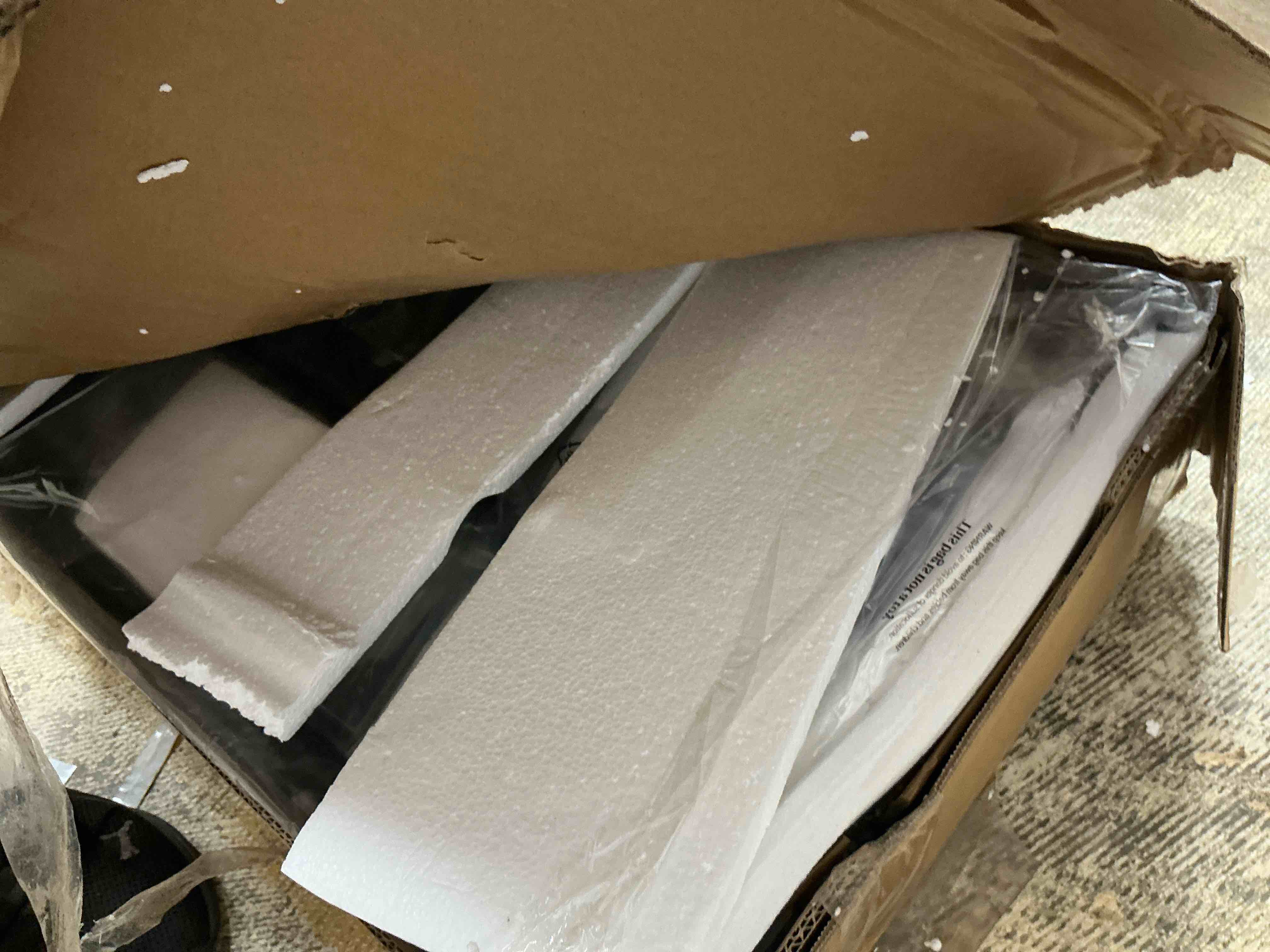 https://s3.amazonaws.com/lotting-images-prod/EmanualPiazza/GRA3471055_1755804918282.jpeg
