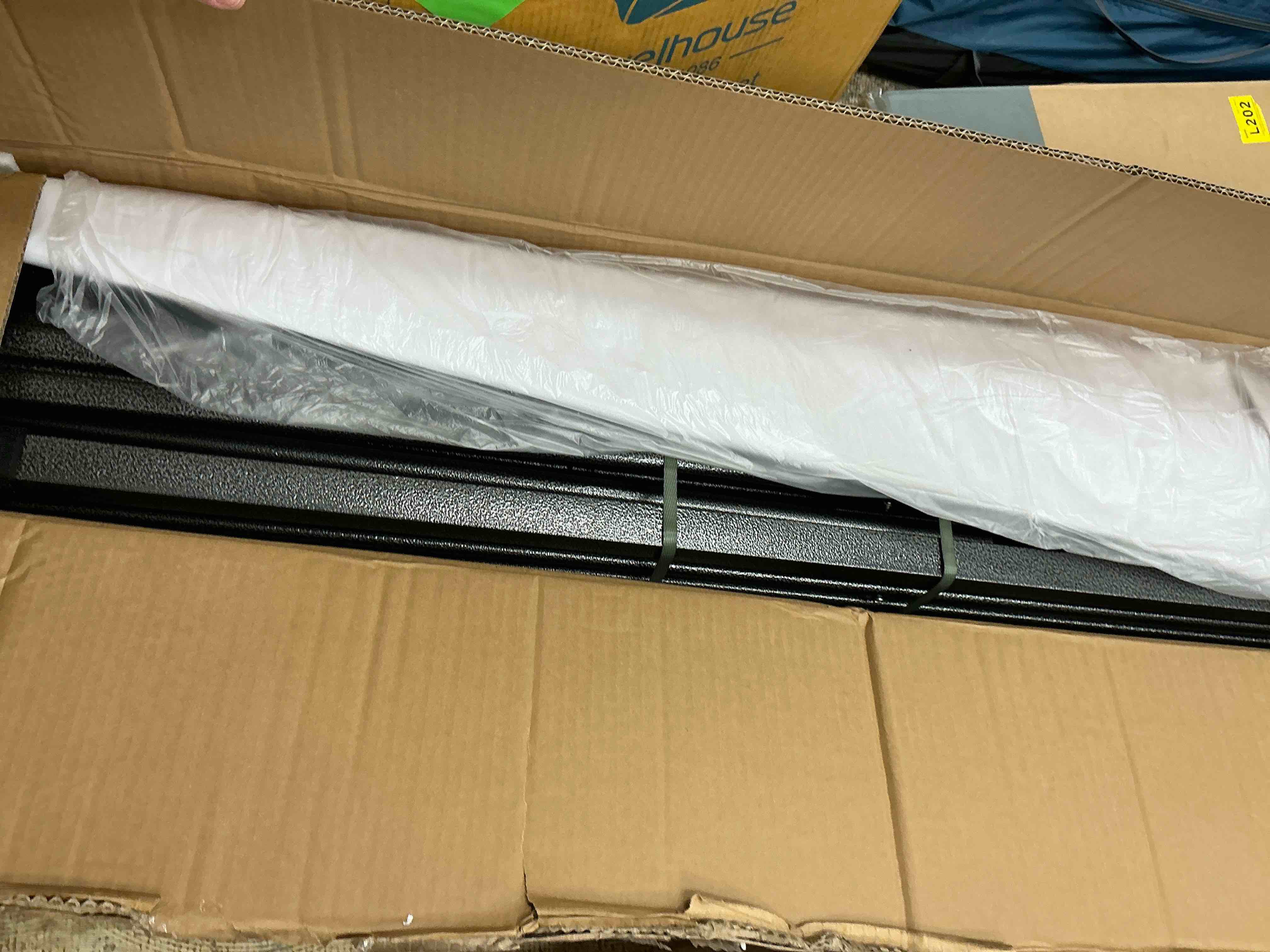 https://s3.amazonaws.com/lotting-images-prod/EmanualPiazza/GRA3471060_1755803972309.jpeg