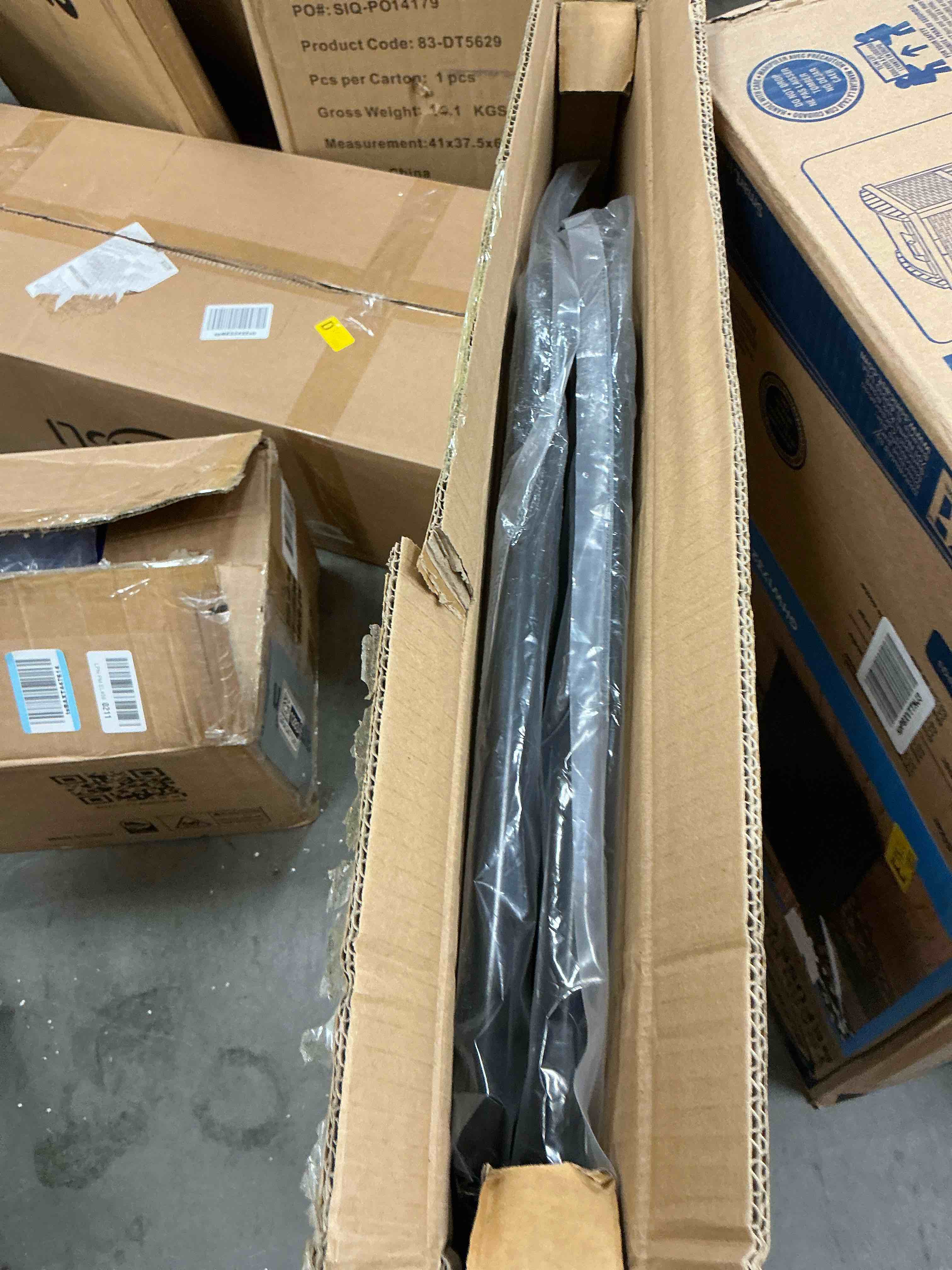 https://s3.amazonaws.com/lotting-images-prod/EmanualPiazza/GRA3471282_1756133587425.jpeg
