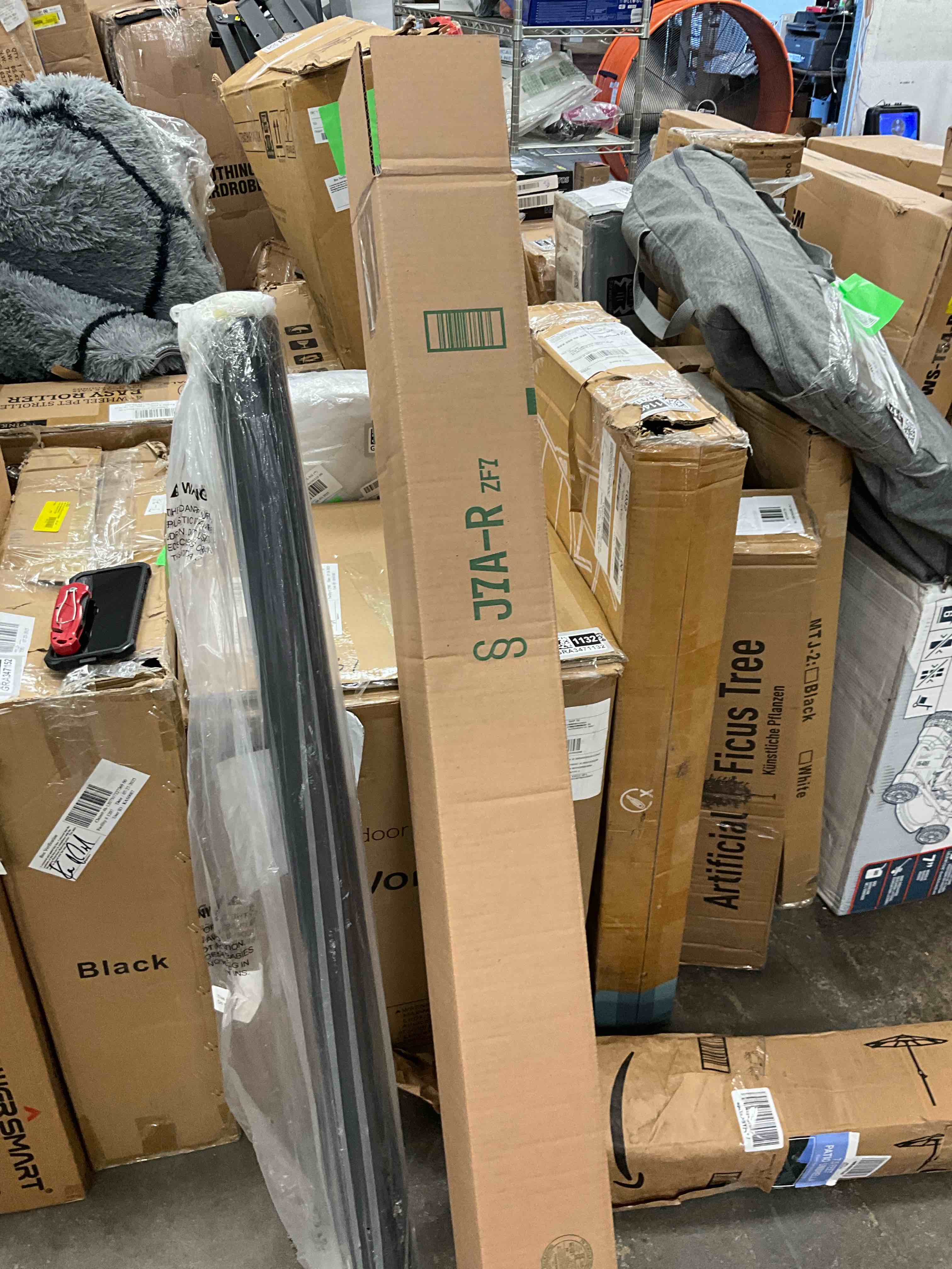 https://s3.amazonaws.com/lotting-images-prod/EmanualPiazza/GRA3471393_1756215226246.jpeg
