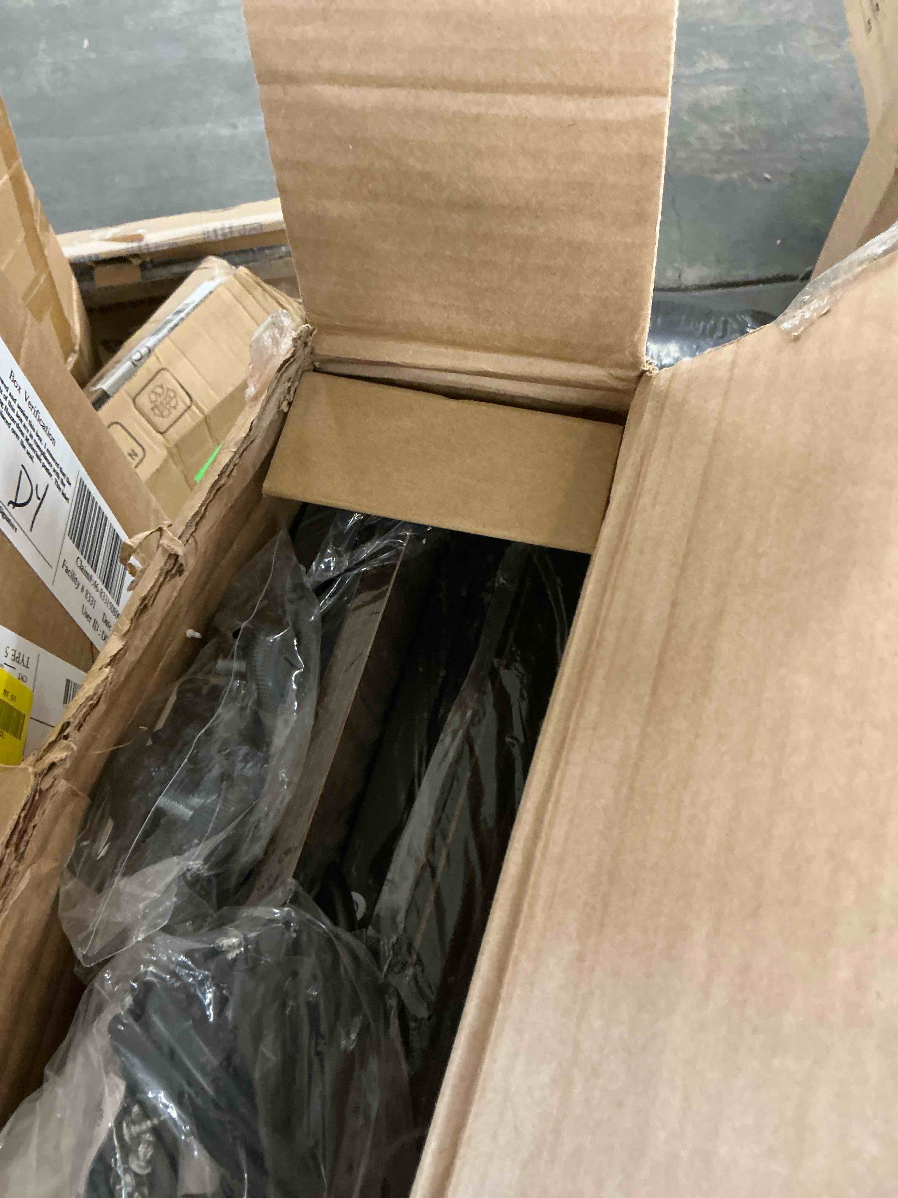 https://s3.amazonaws.com/lotting-images-prod/EmanualPiazza/GRA3471515_1756390144492.jpeg