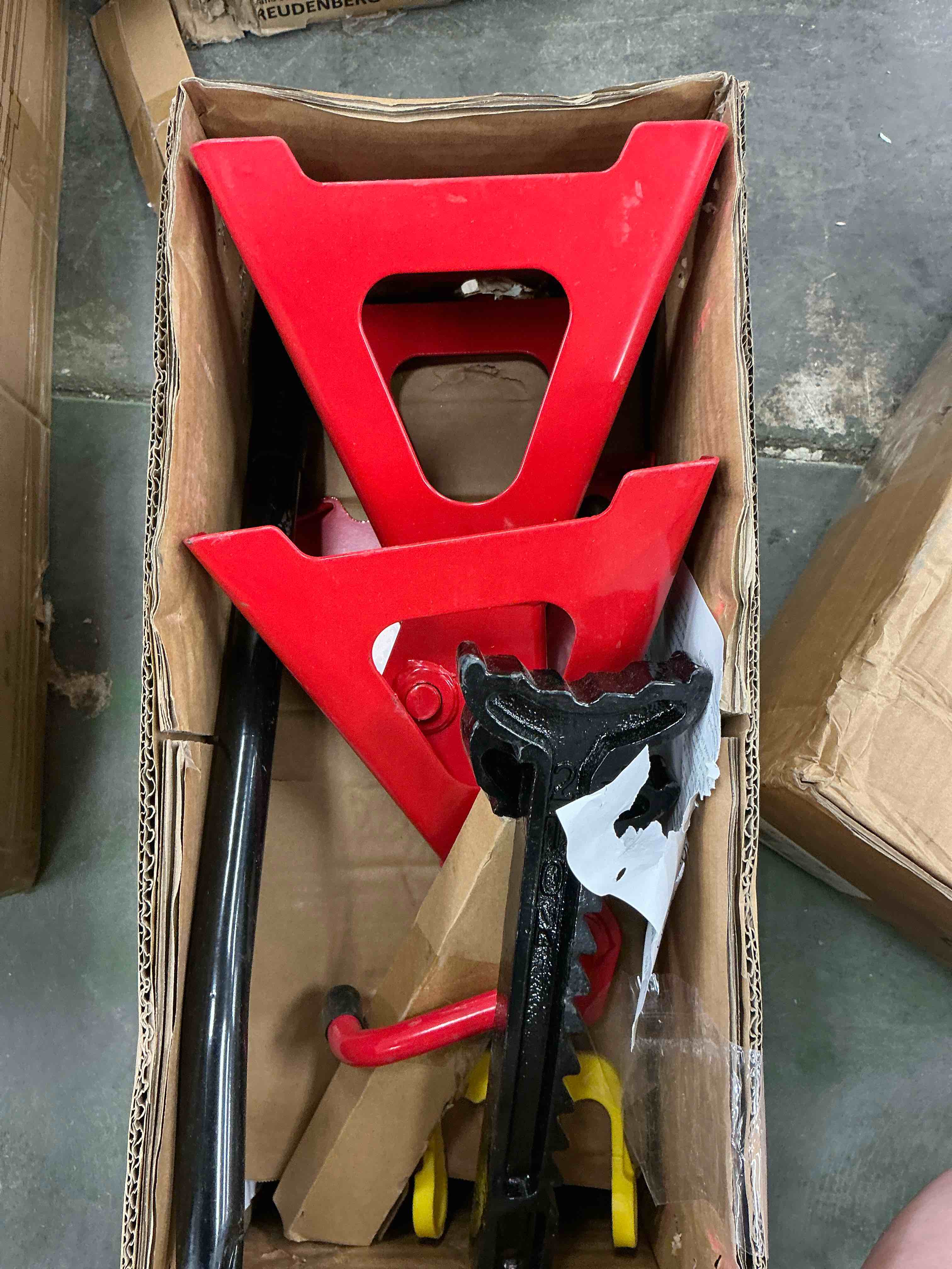 https://s3.amazonaws.com/lotting-images-prod/EmanualPiazza/GRA3471908_1756826106336.jpeg