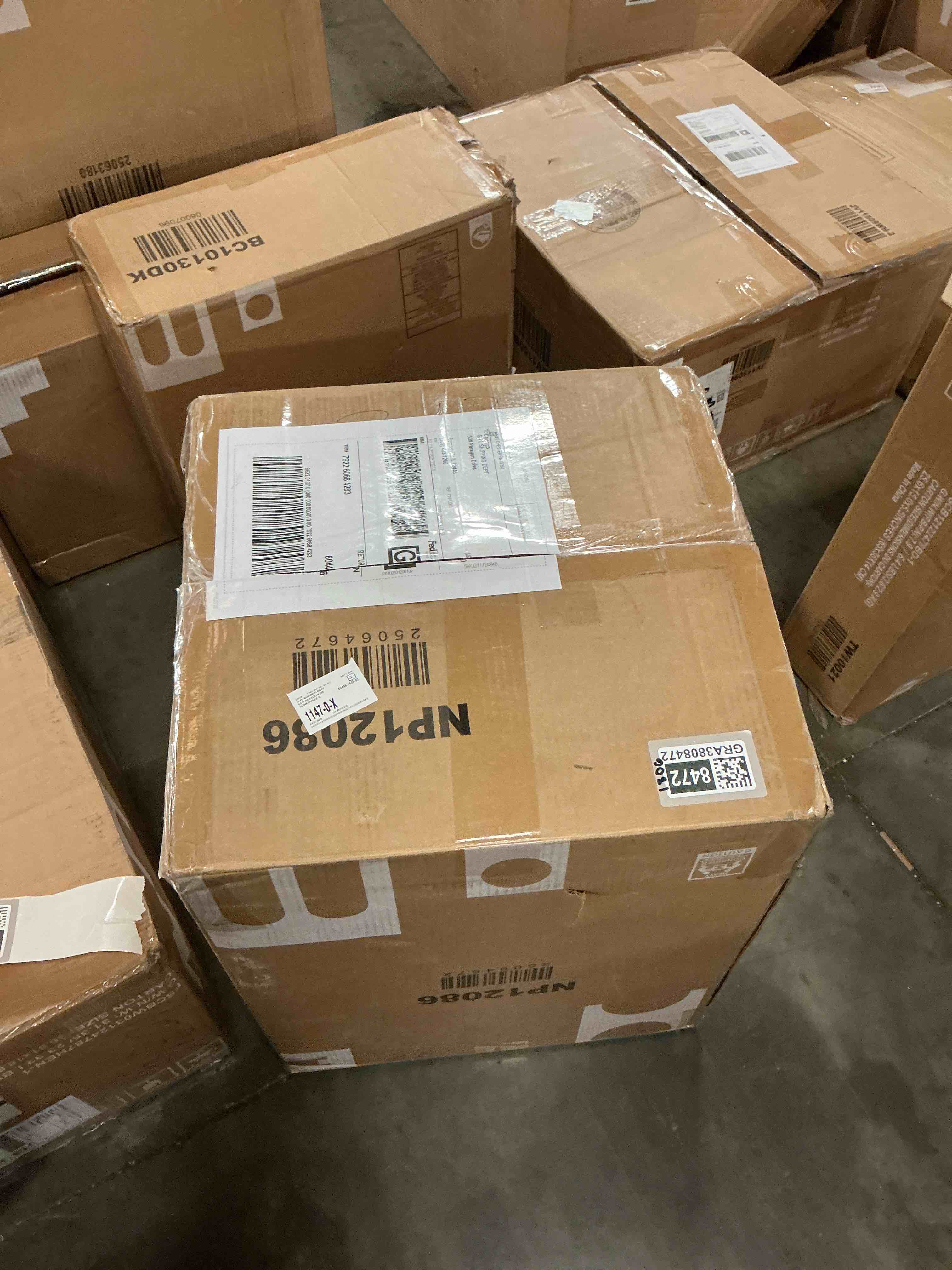 https://s3.amazonaws.com/lotting-images-prod/EmanualPiazza/GRA3808472_1777648215080.jpeg