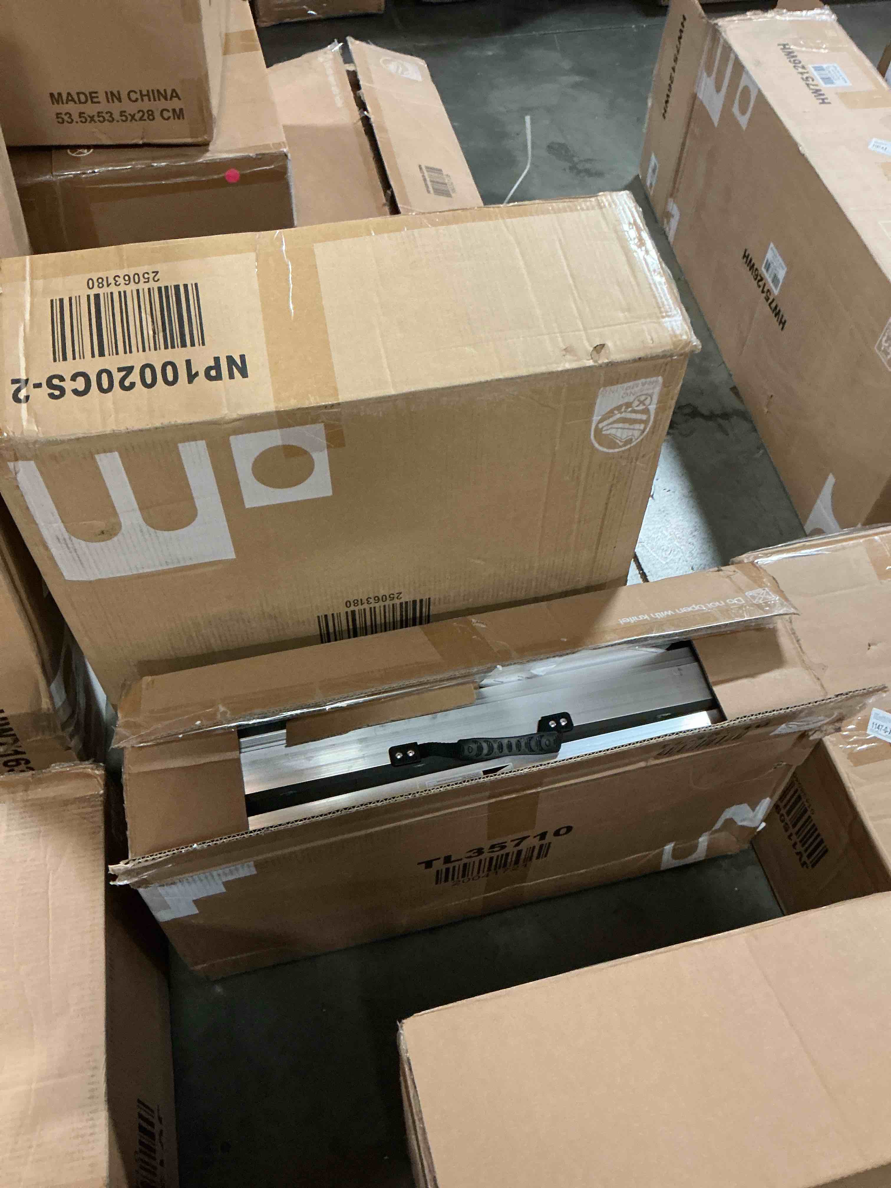 https://s3.amazonaws.com/lotting-images-prod/EmanualPiazza/GRA3808473_1777648385371.jpeg