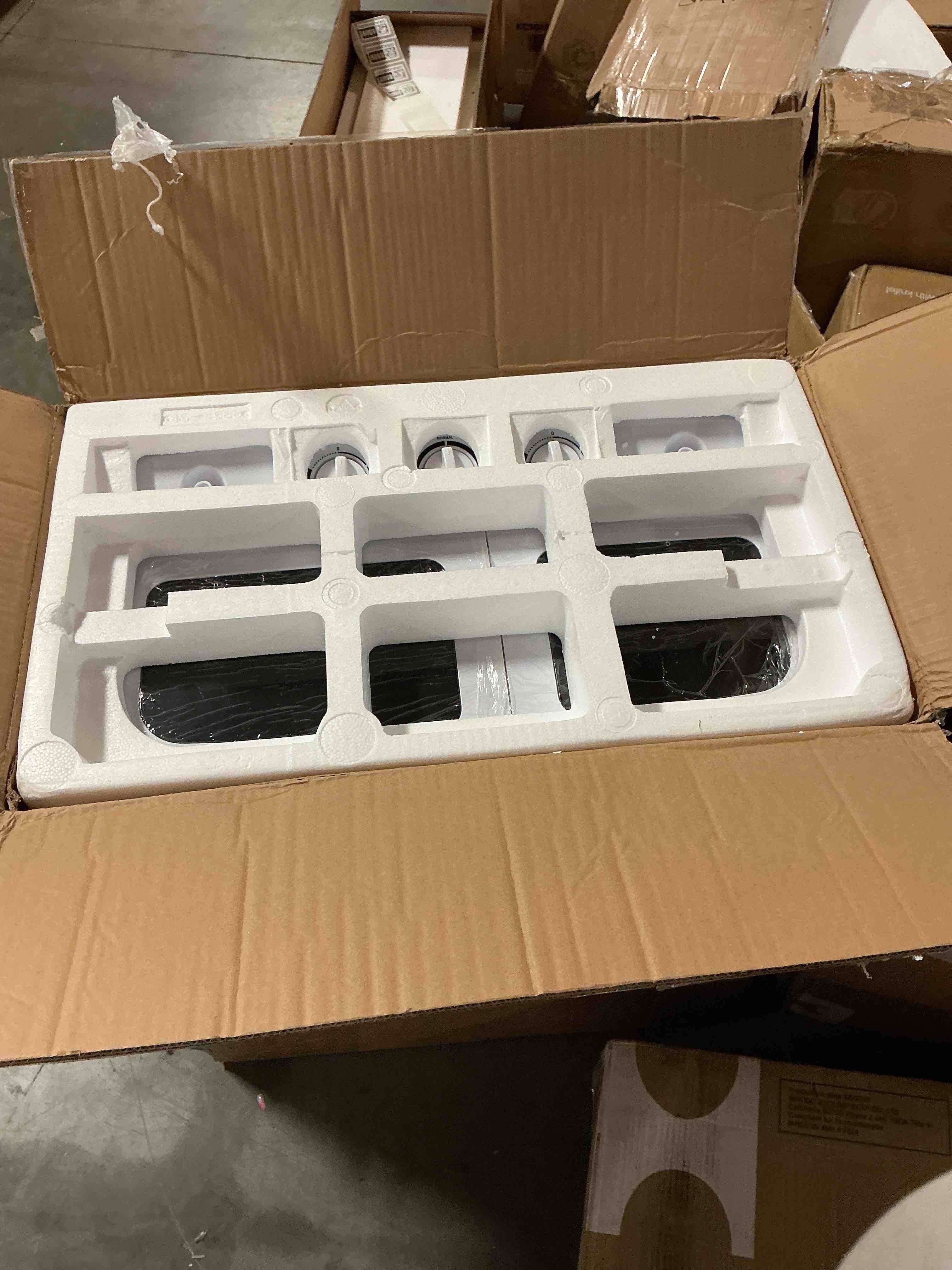 https://s3.amazonaws.com/lotting-images-prod/EmanualPiazza/GRA3808478_1777654353237.jpeg
