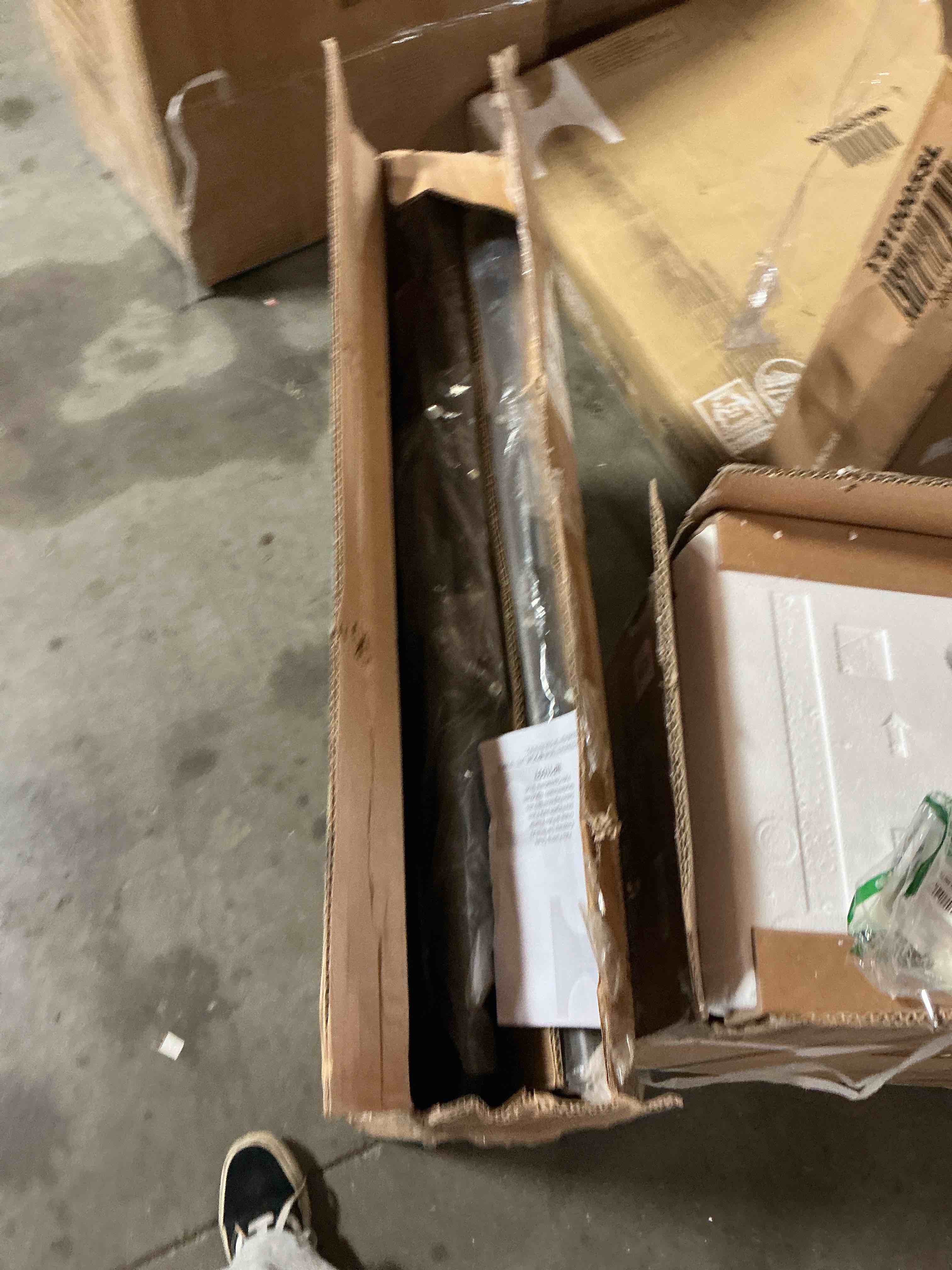 https://s3.amazonaws.com/lotting-images-prod/EmanualPiazza/GRA3808481_1777654572165.jpeg