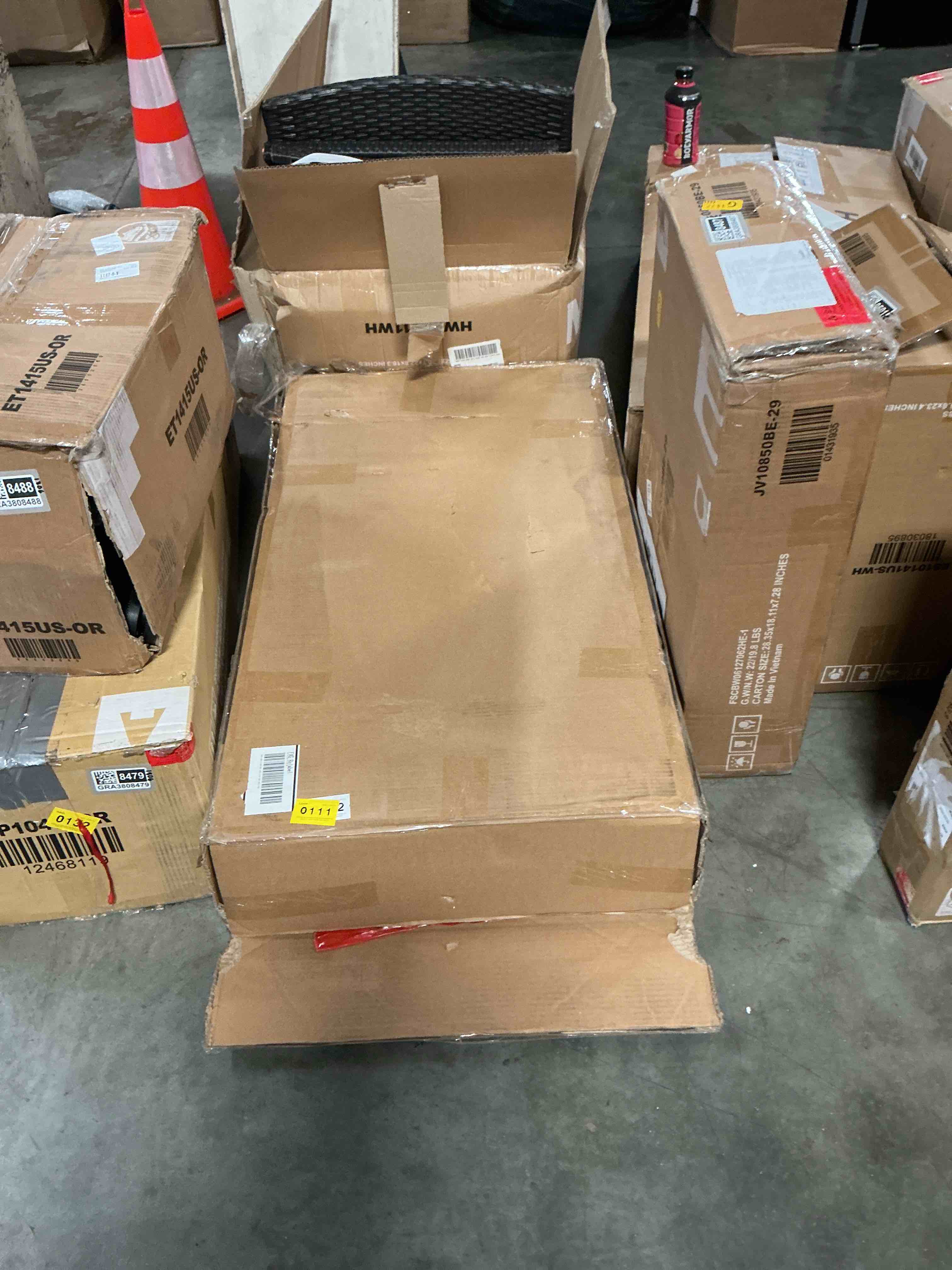 https://s3.amazonaws.com/lotting-images-prod/EmanualPiazza/GRA3808502_1777650839143.jpeg