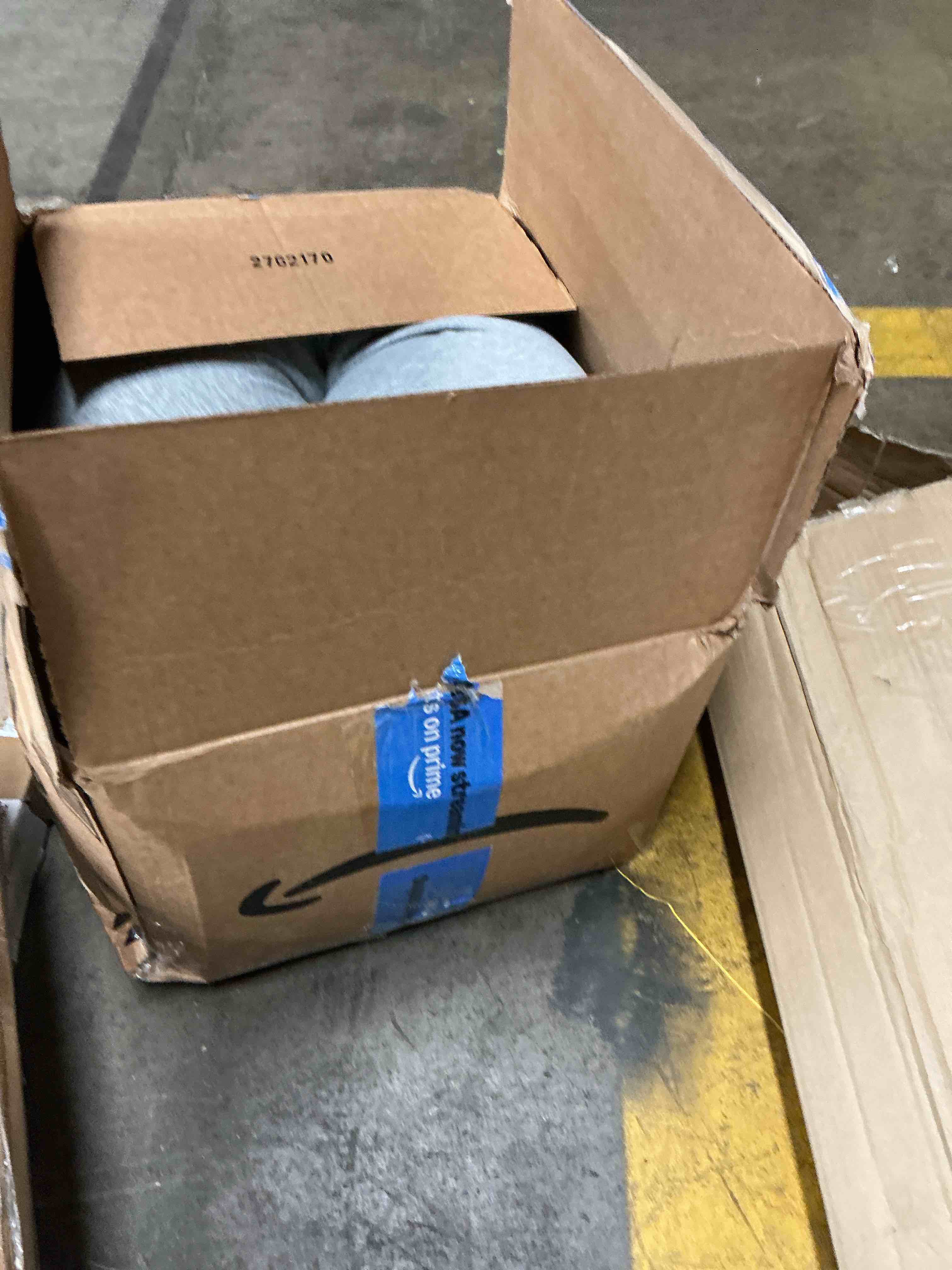 https://s3.amazonaws.com/lotting-images-prod/EmanualPiazza/GRA3808560_1778613940421.jpeg