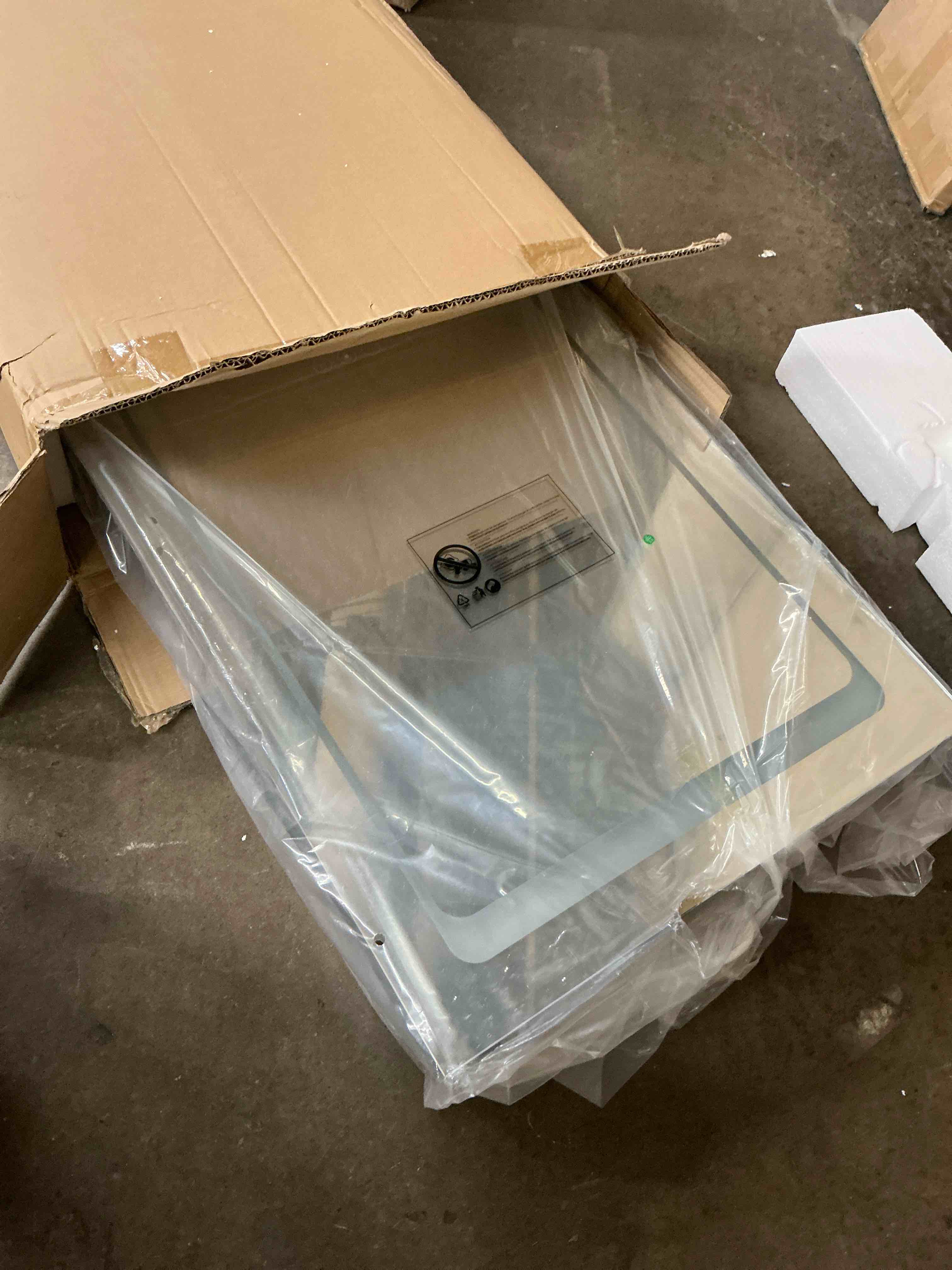 https://s3.amazonaws.com/lotting-images-prod/EmanualPiazza/GRA3808578_1778531069380.jpeg