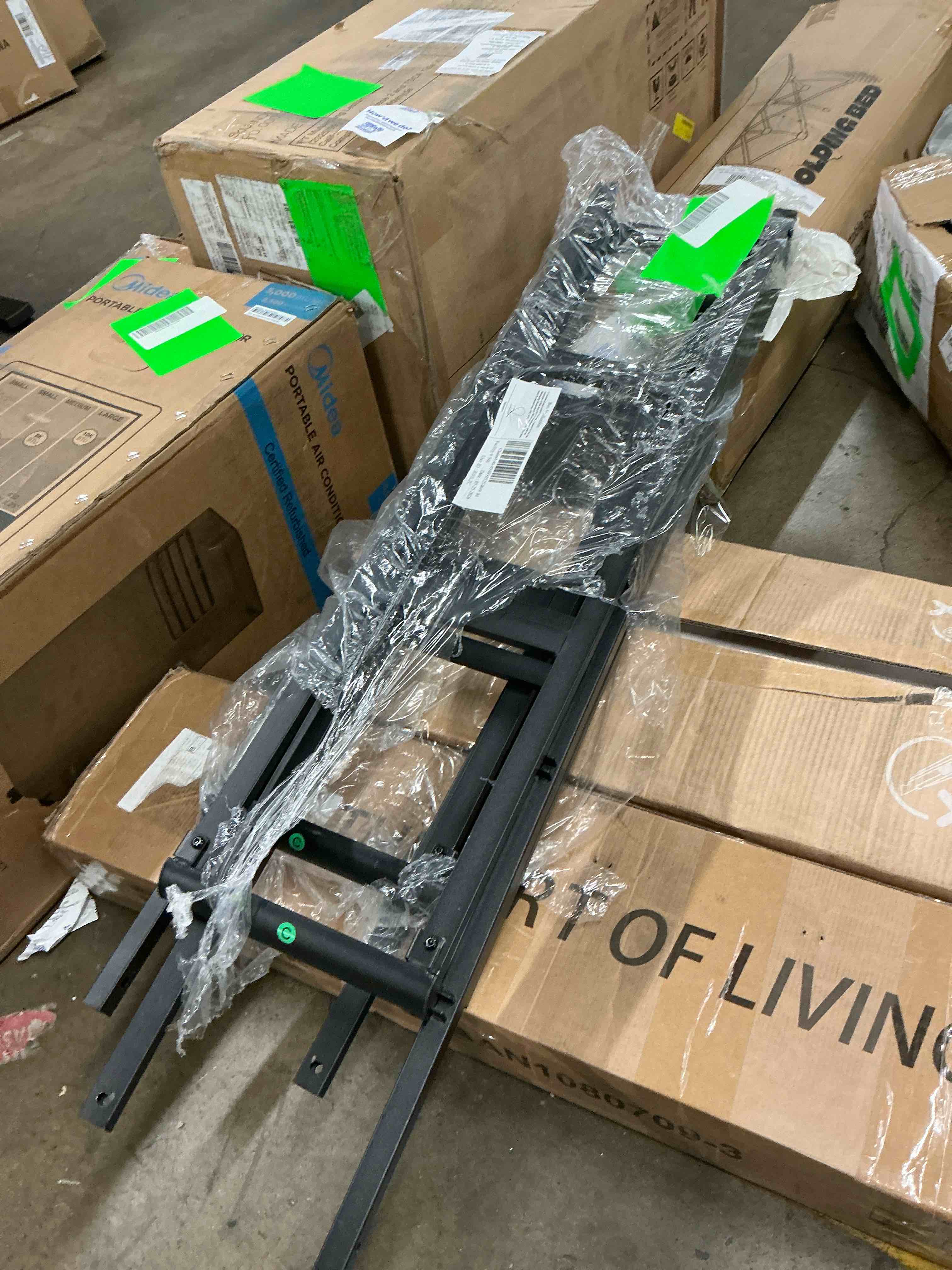 https://s3.amazonaws.com/lotting-images-prod/EmanualPiazza/GRA3808874_1781626851702.jpeg