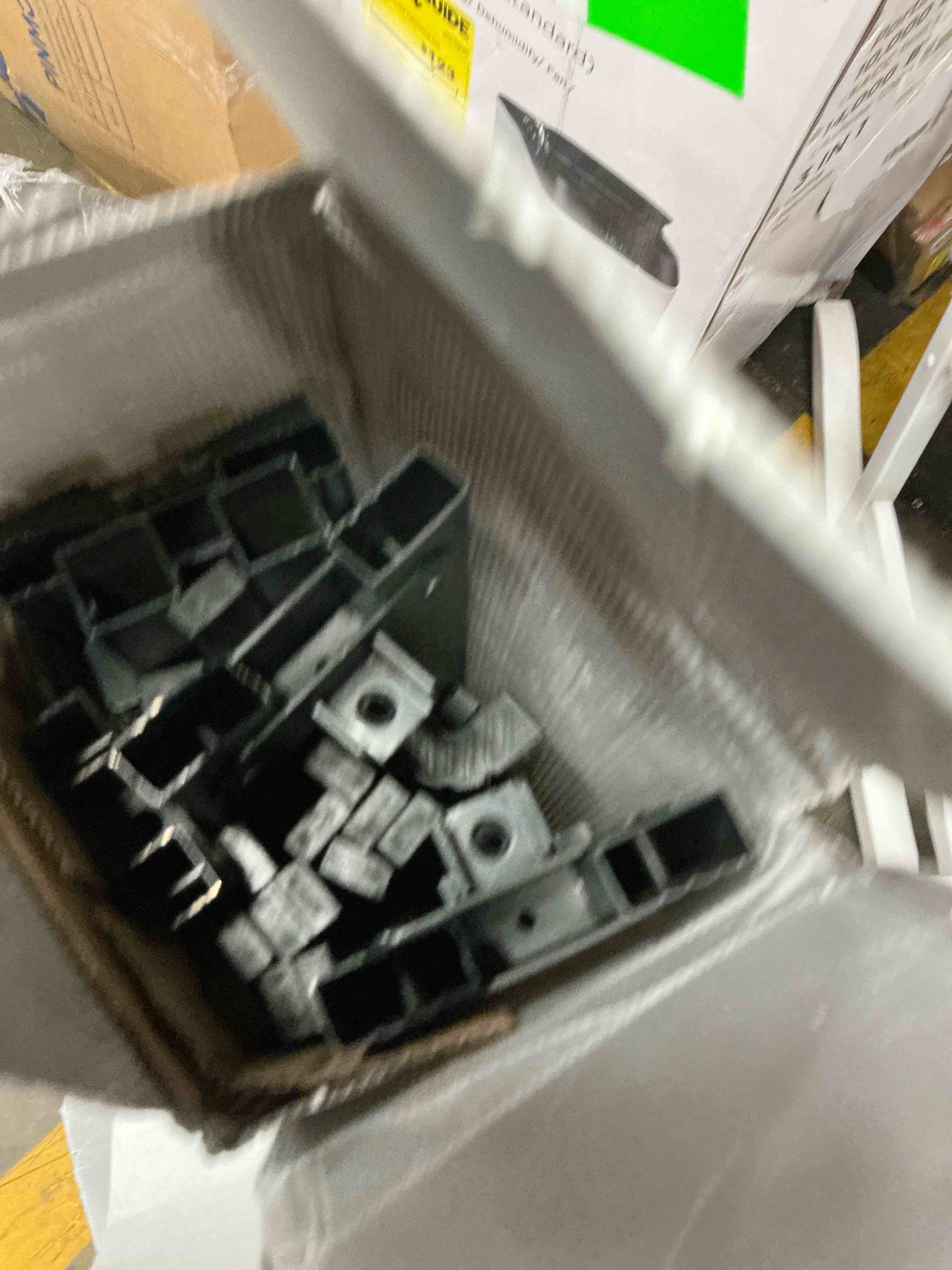 https://s3.amazonaws.com/lotting-images-prod/EmanualPiazza/GRA3808876_1781626639229.jpeg