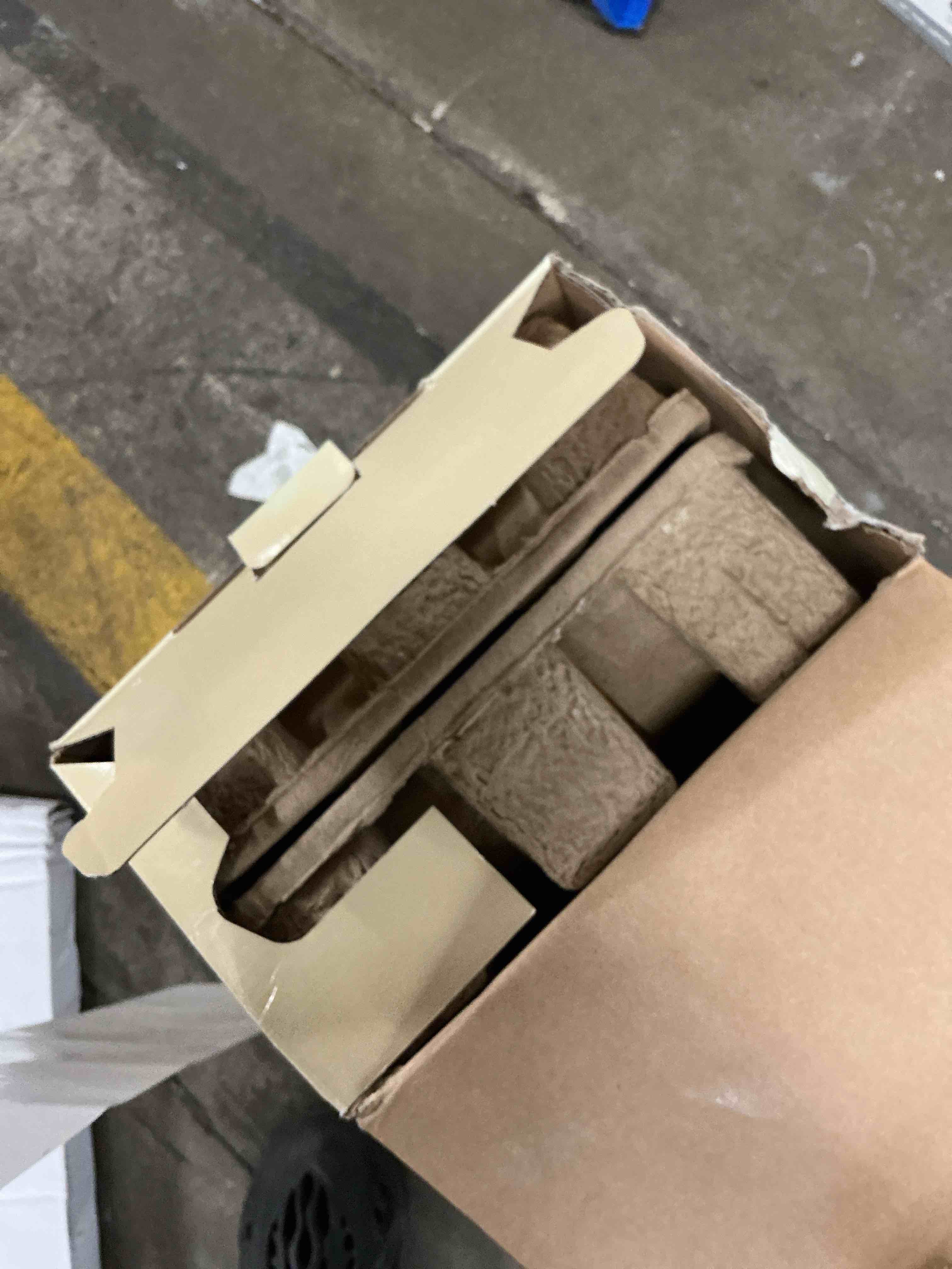 https://s3.amazonaws.com/lotting-images-prod/EmanualPiazza/GRA3808904_1780600619046.jpeg
