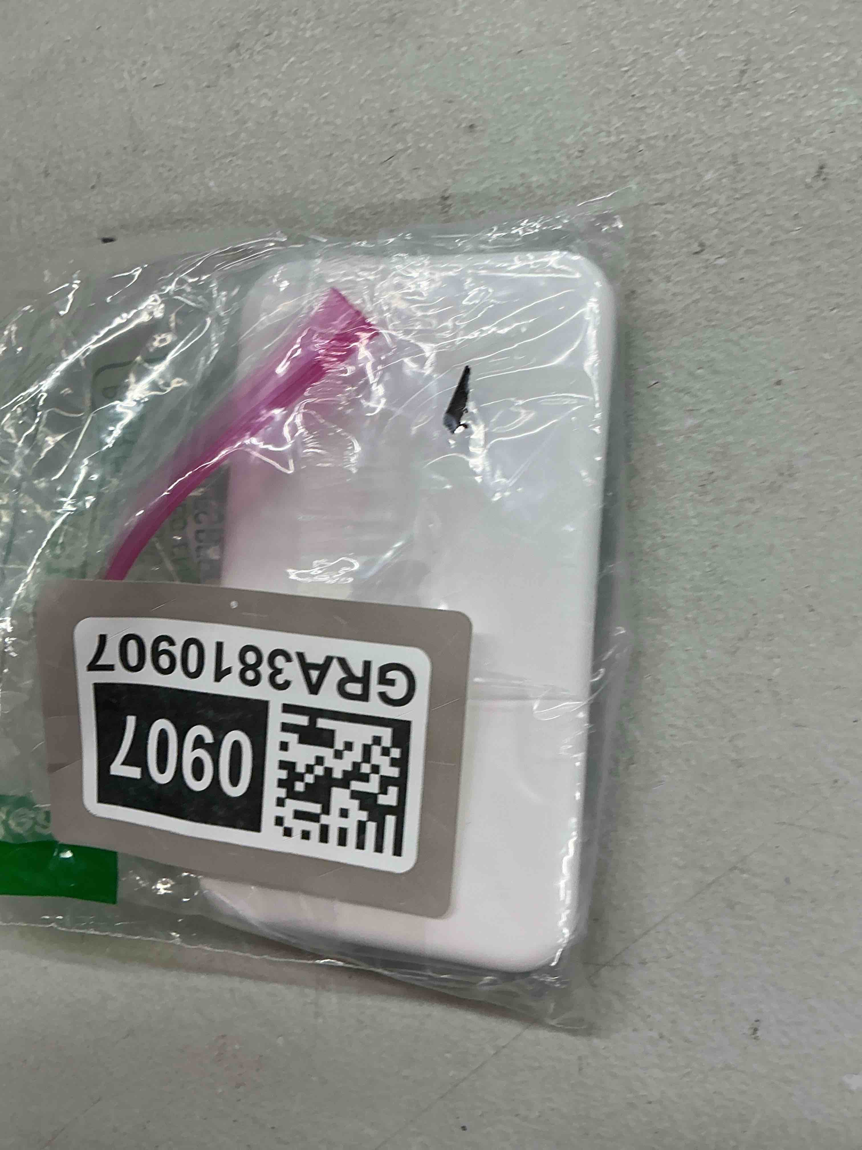 Condition photo showing Good Condition for apple iphone air magsafe battery ???????