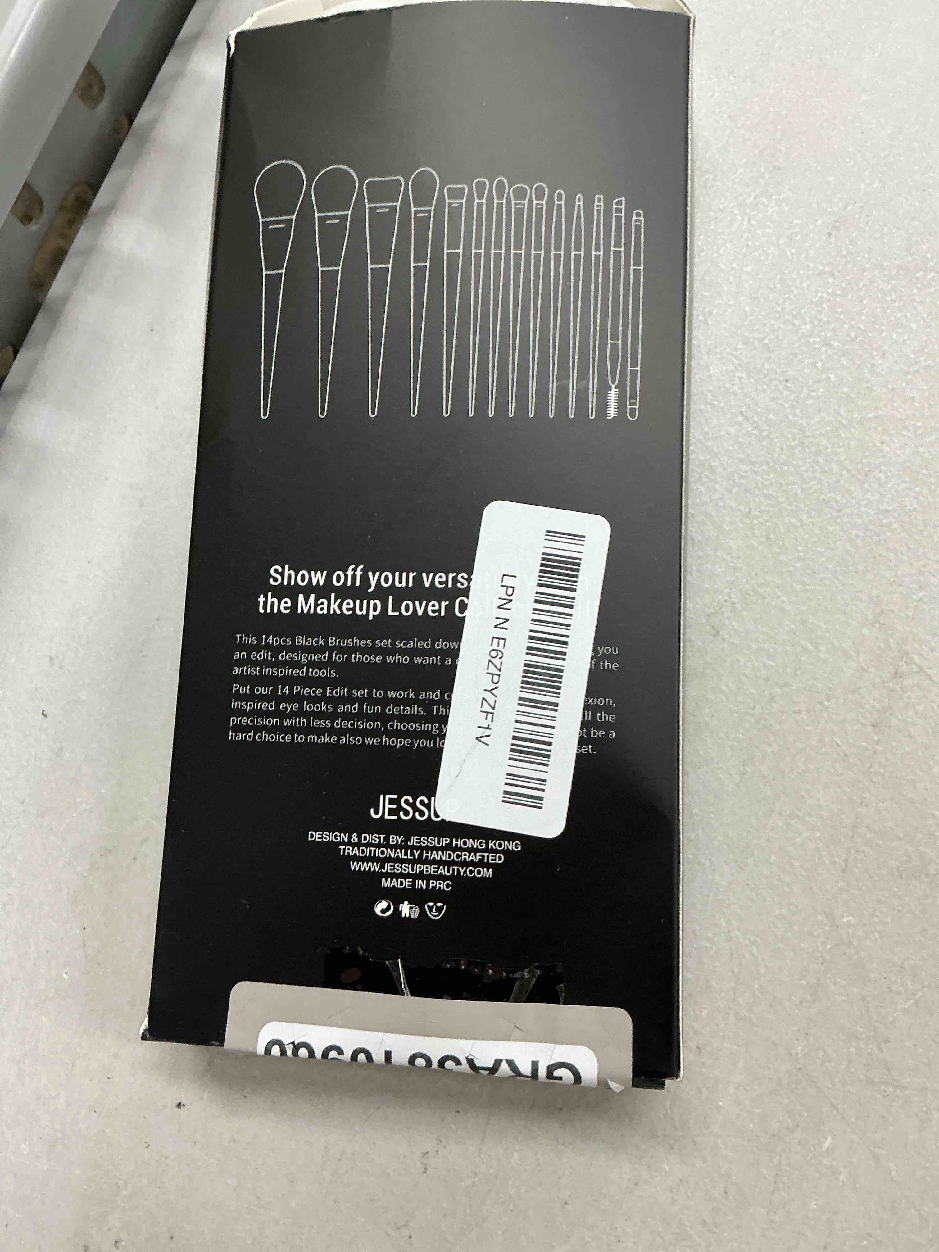 Condition photo showing New/Like New for makeup brushes set jessup make up brushes 14pcs black kabuki foundation eyeshadow contour concealer powder eyeliner crease eyebrow blending brush, t336 full brush set b-matte black-14pcs