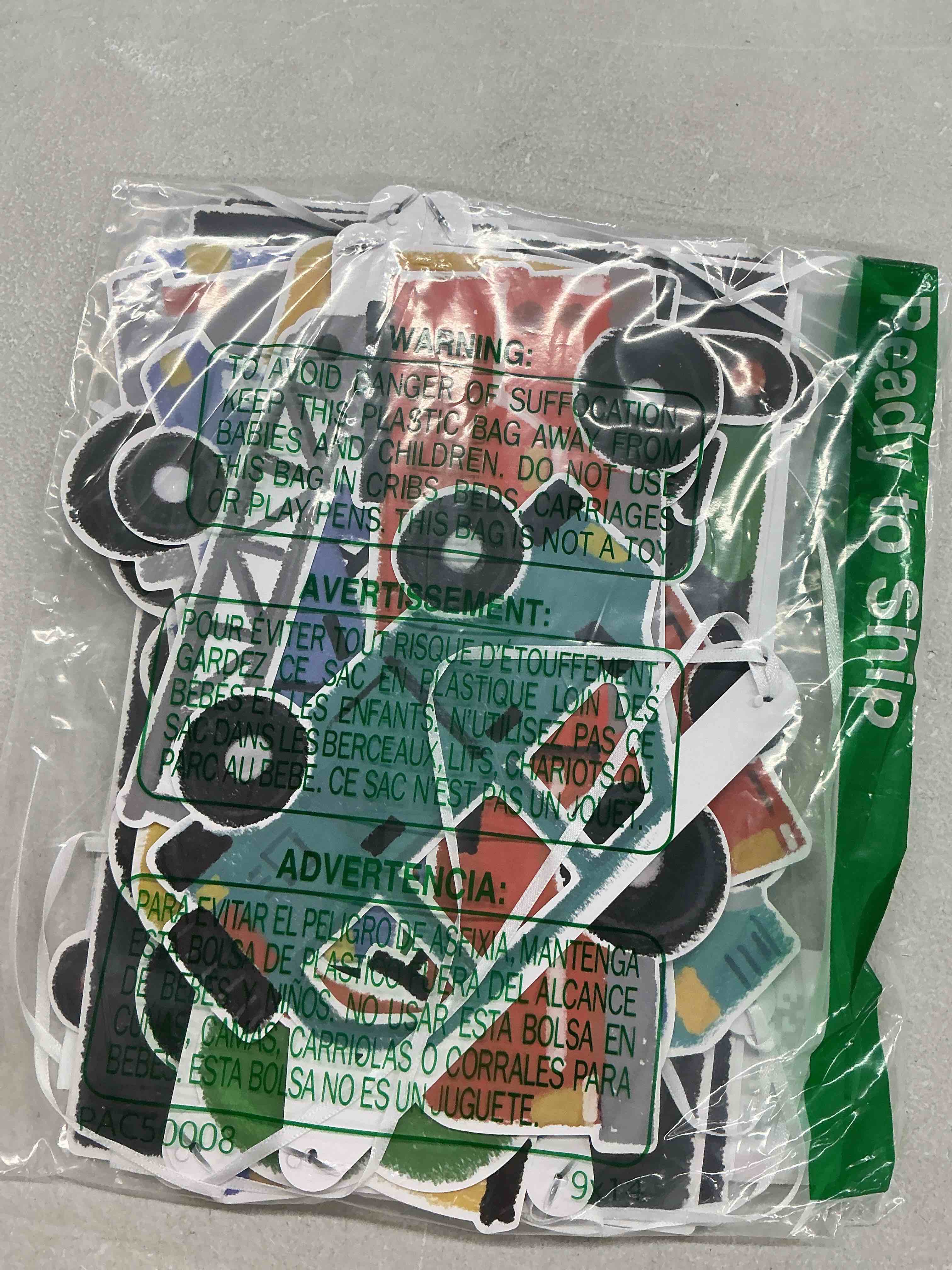 Condition photo showing Good Condition for Untitled Item