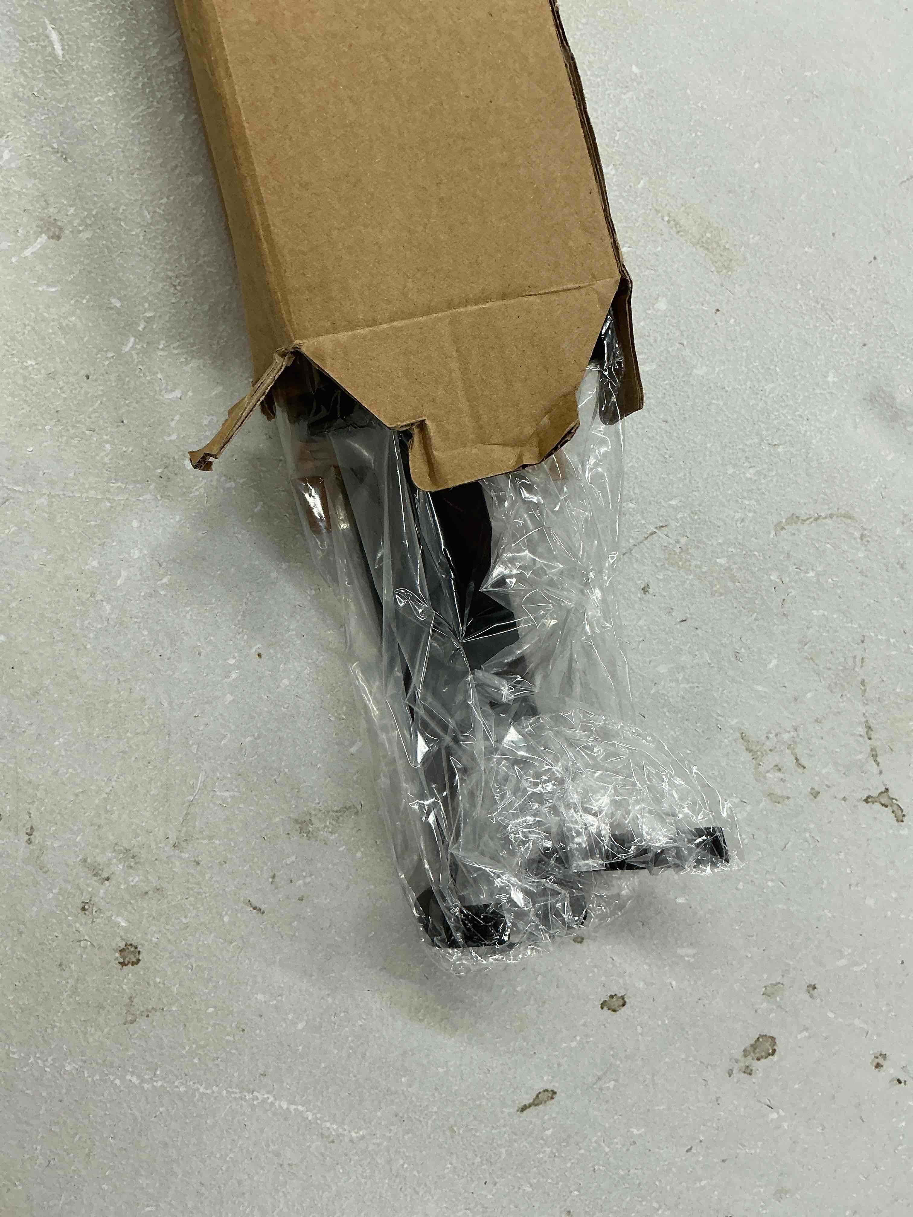 https://s3.amazonaws.com/lotting-images-prod/EmanualPiazza/GRA3811857_1776954919351.jpeg