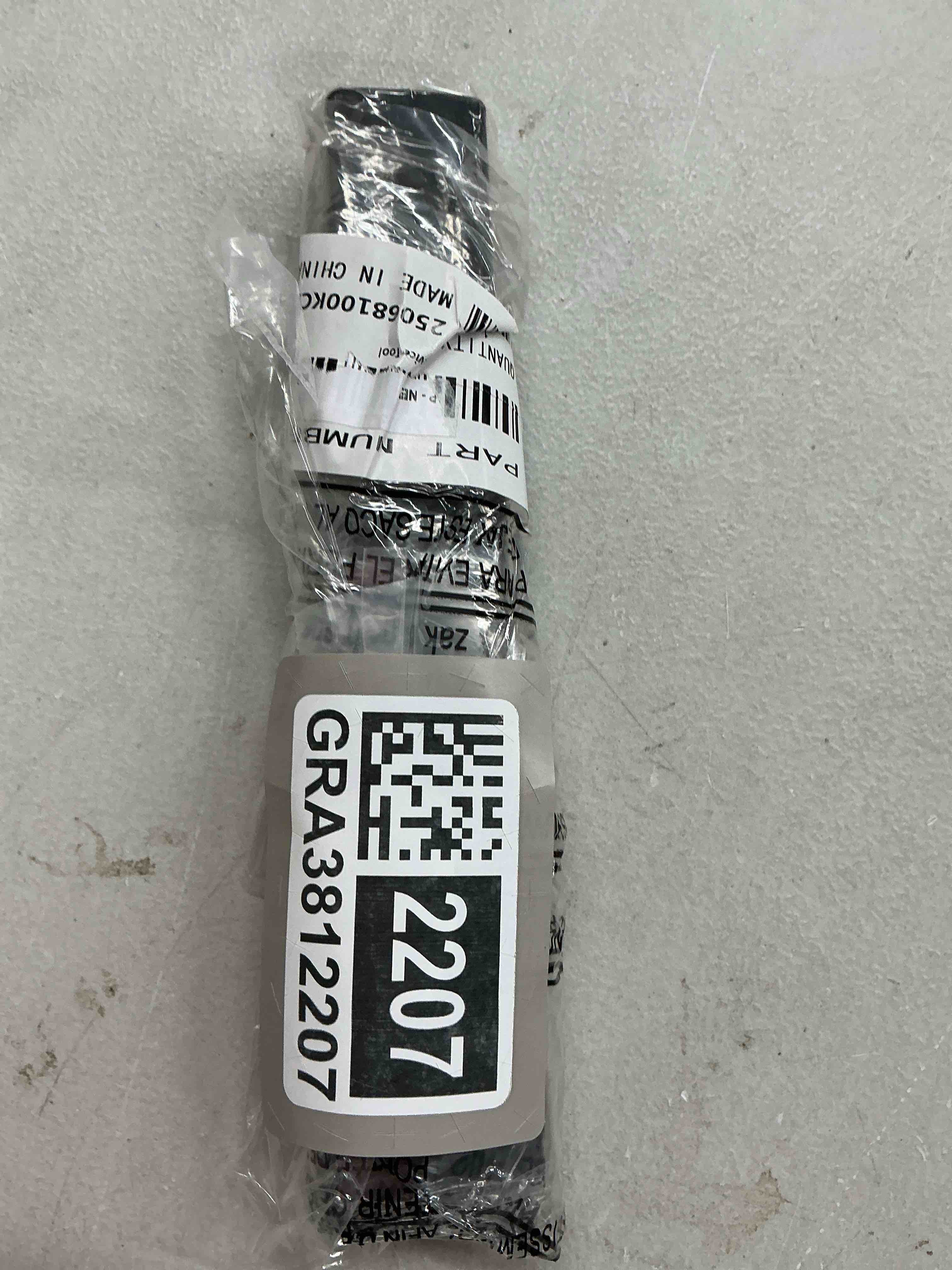 Condition photo showing Good Condition for replacement crevice tool for bissell pet hair eraser lithium ion cordless hand vacuums, see model # below, part # 1614210