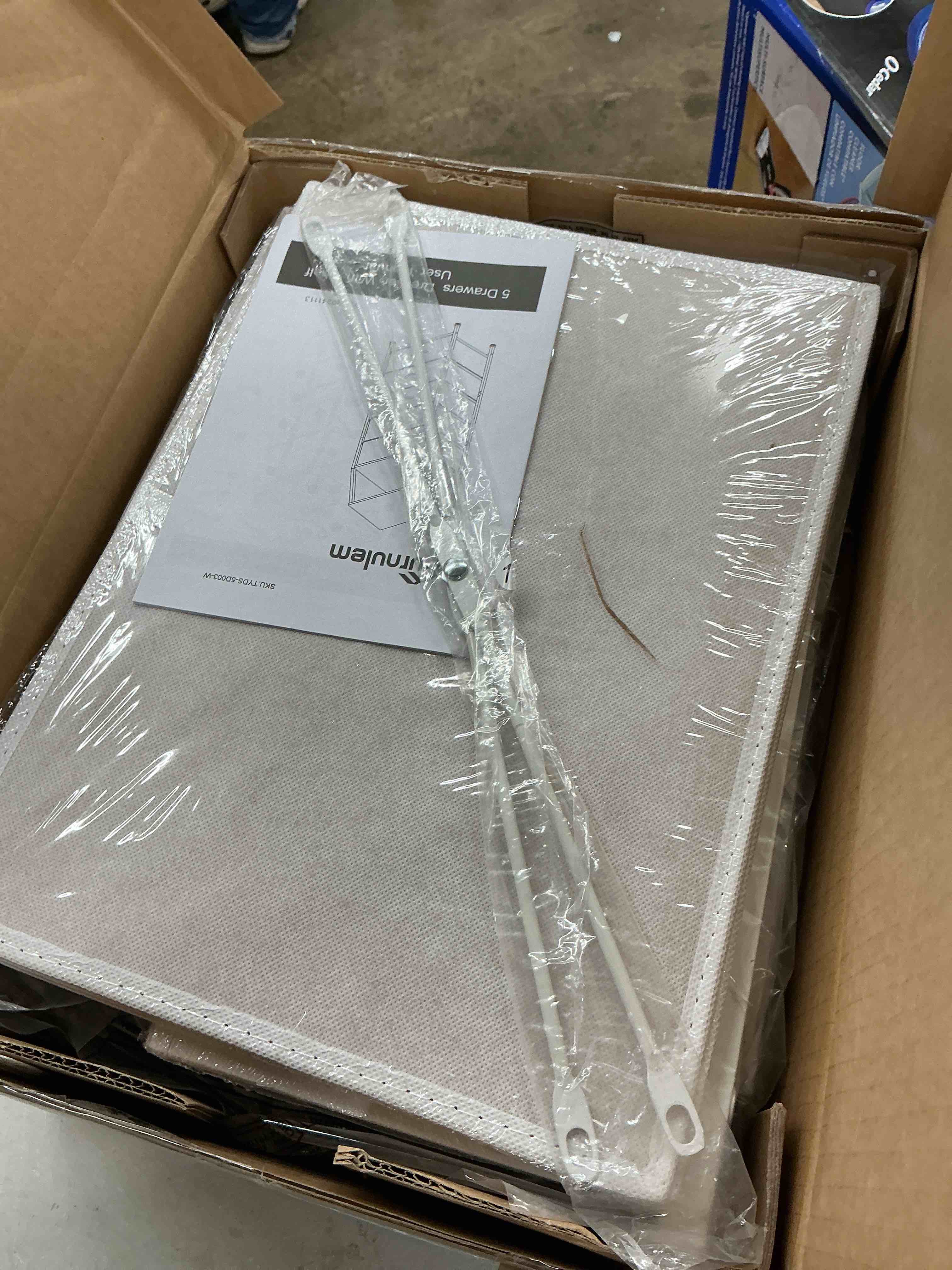 https://s3.amazonaws.com/lotting-images-prod/EmanualPiazza/GRA3813088_1777409279353.jpeg
