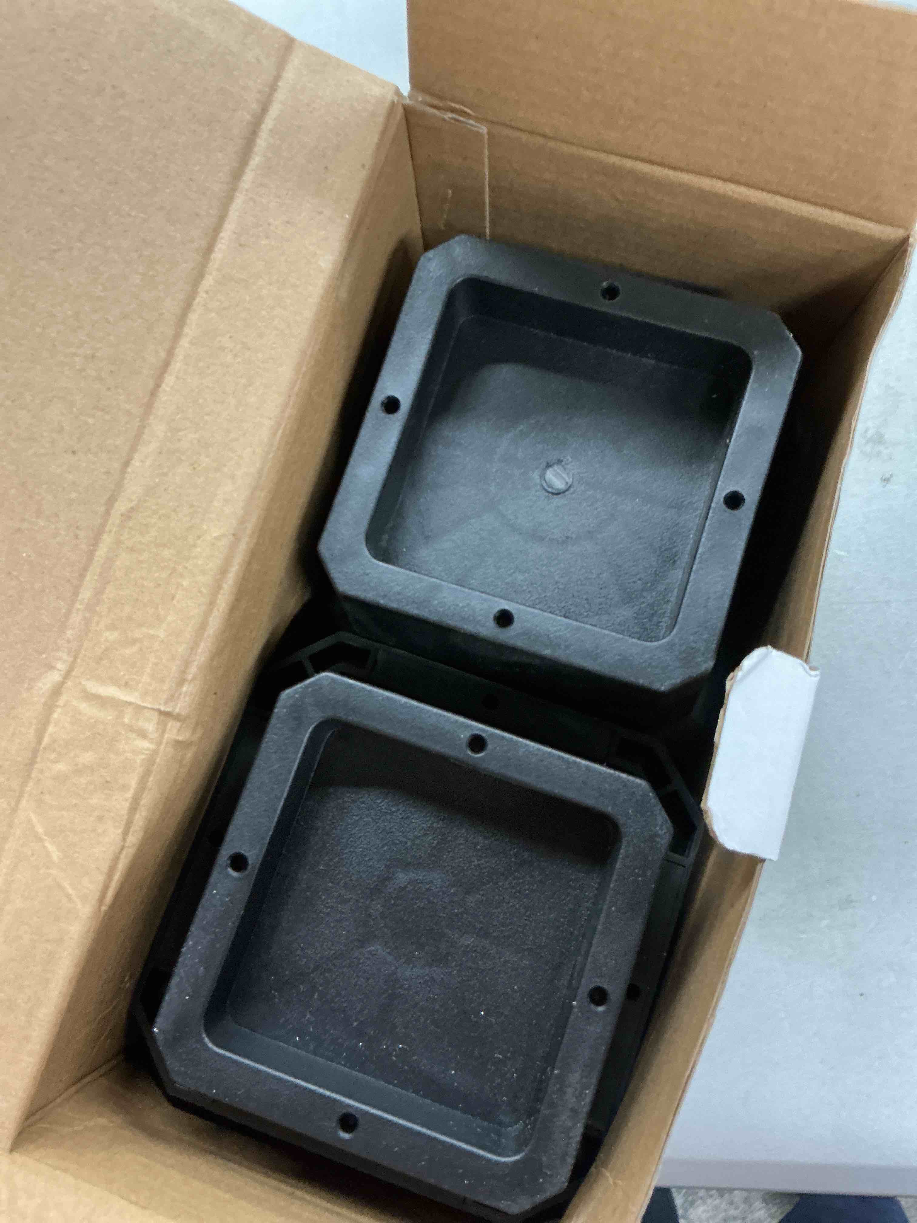 https://s3.amazonaws.com/lotting-images-prod/EmanualPiazza/GRA3813439_1777555575072.jpeg