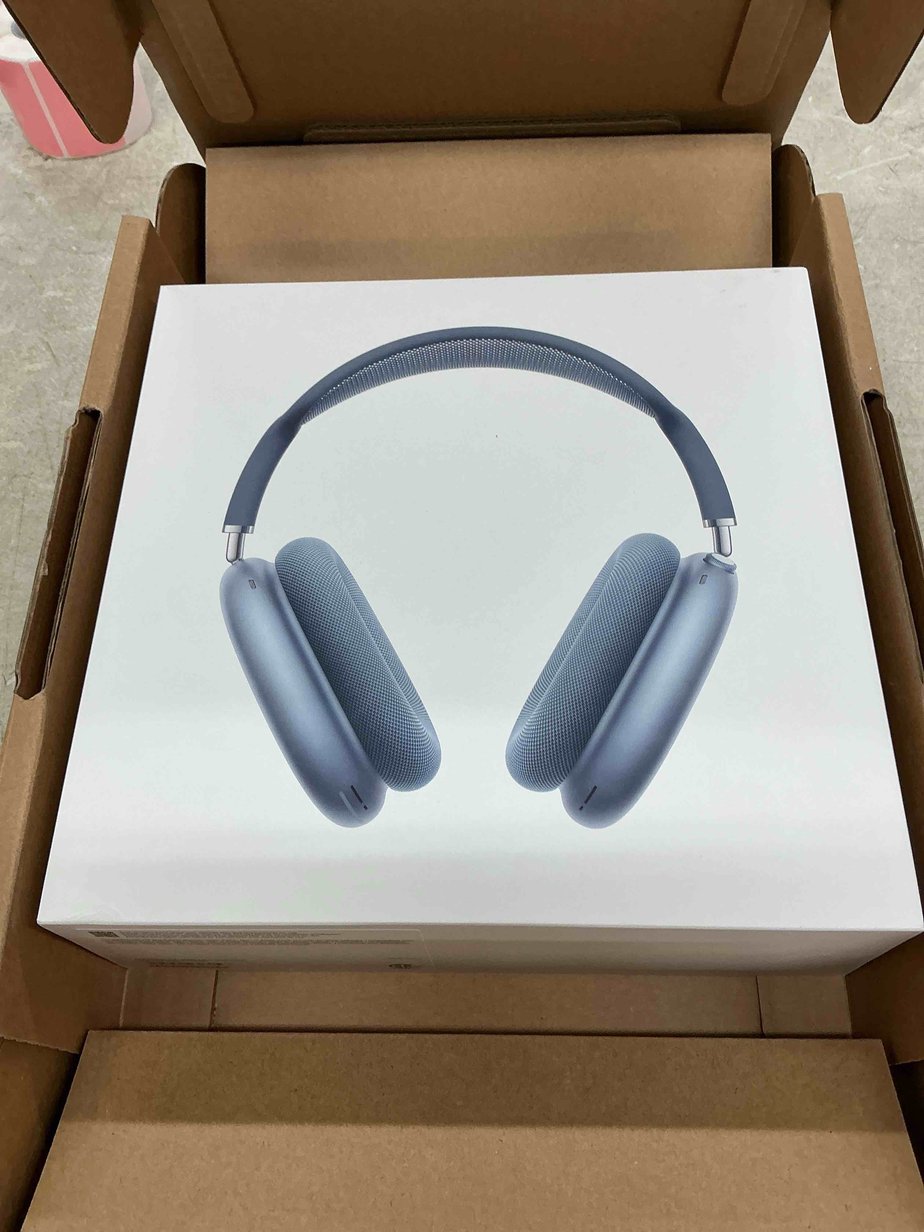 https://s3.amazonaws.com/lotting-images-prod/EmanualPiazza/GRA3814053_1779447396355.jpeg