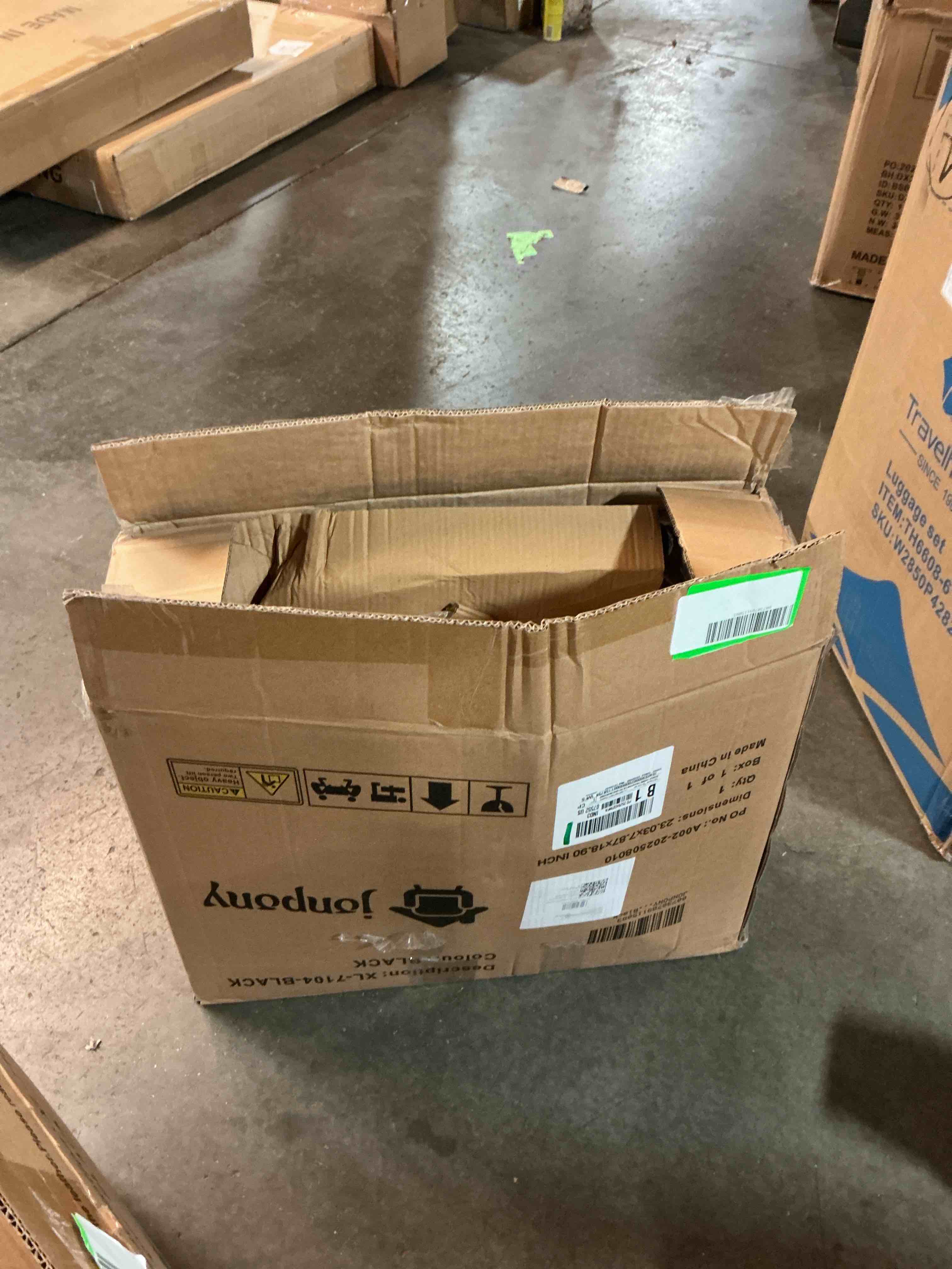 https://s3.amazonaws.com/lotting-images-prod/EmanualPiazza/GRA3814380_1779801655960.jpeg