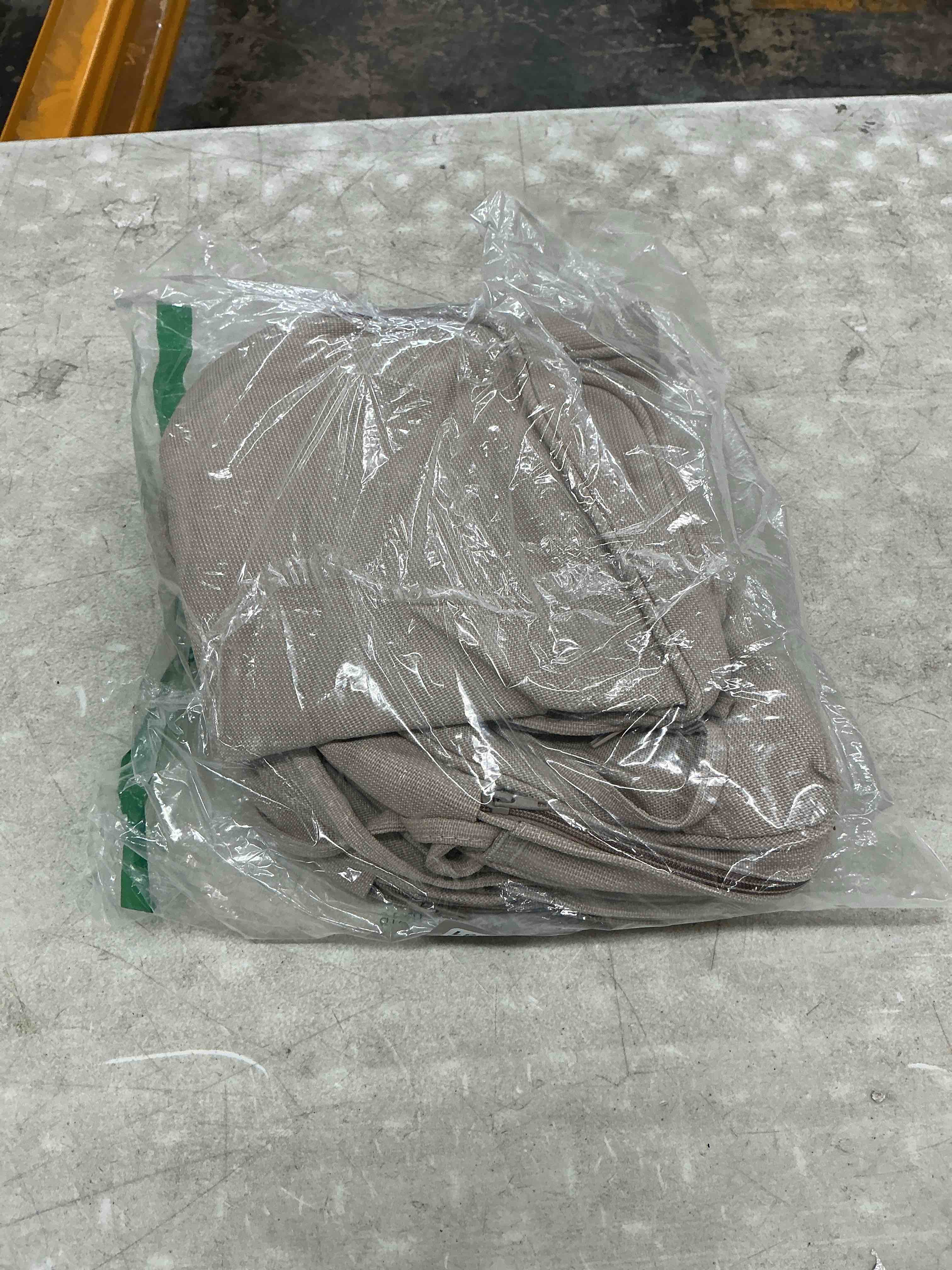 https://s3.amazonaws.com/lotting-images-prod/EmanualPiazza/GRA3814581_1779892433182.jpeg