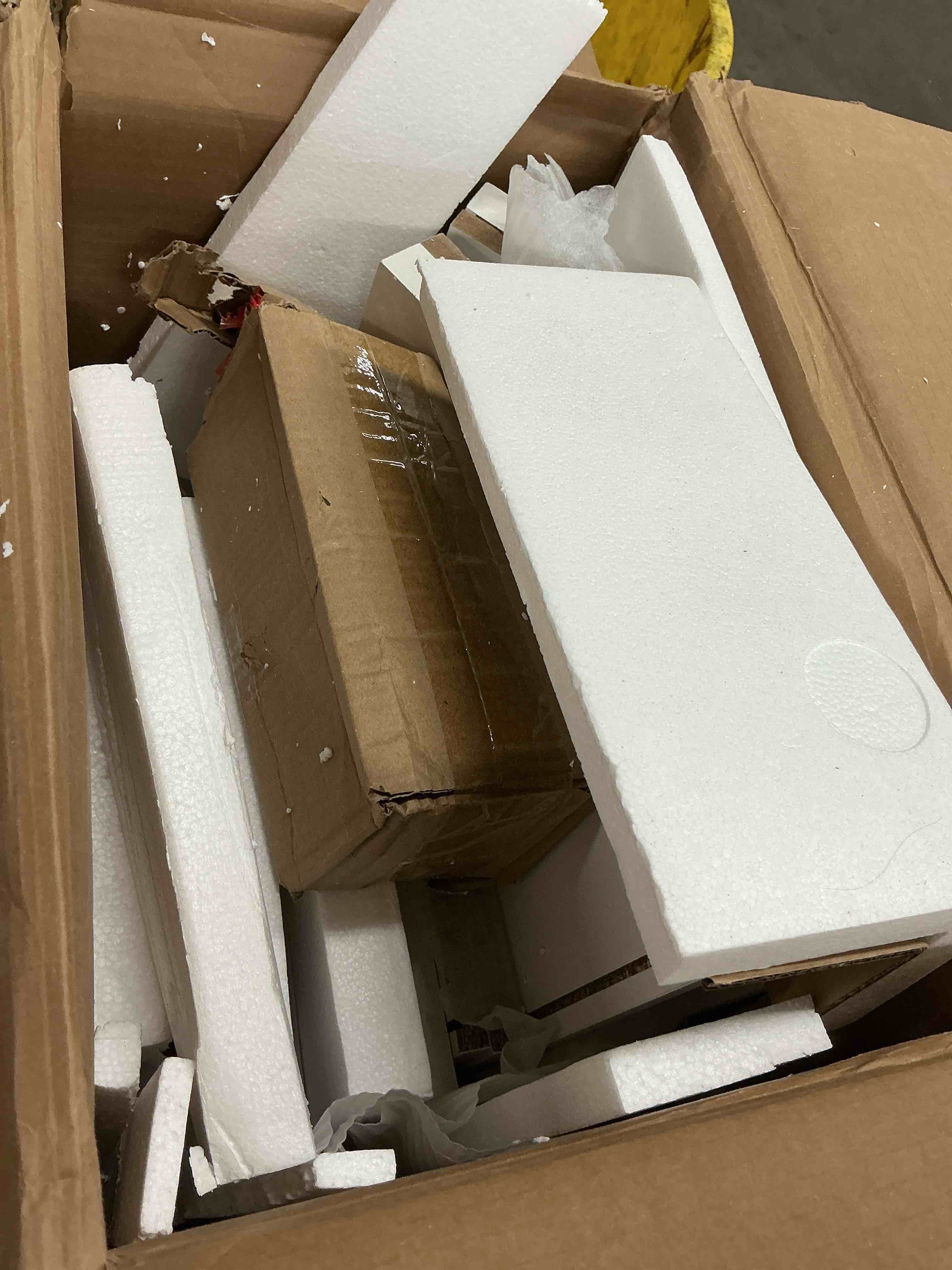 https://s3.amazonaws.com/lotting-images-prod/EmanualPiazza/GRA3816684_1781541386537.jpeg