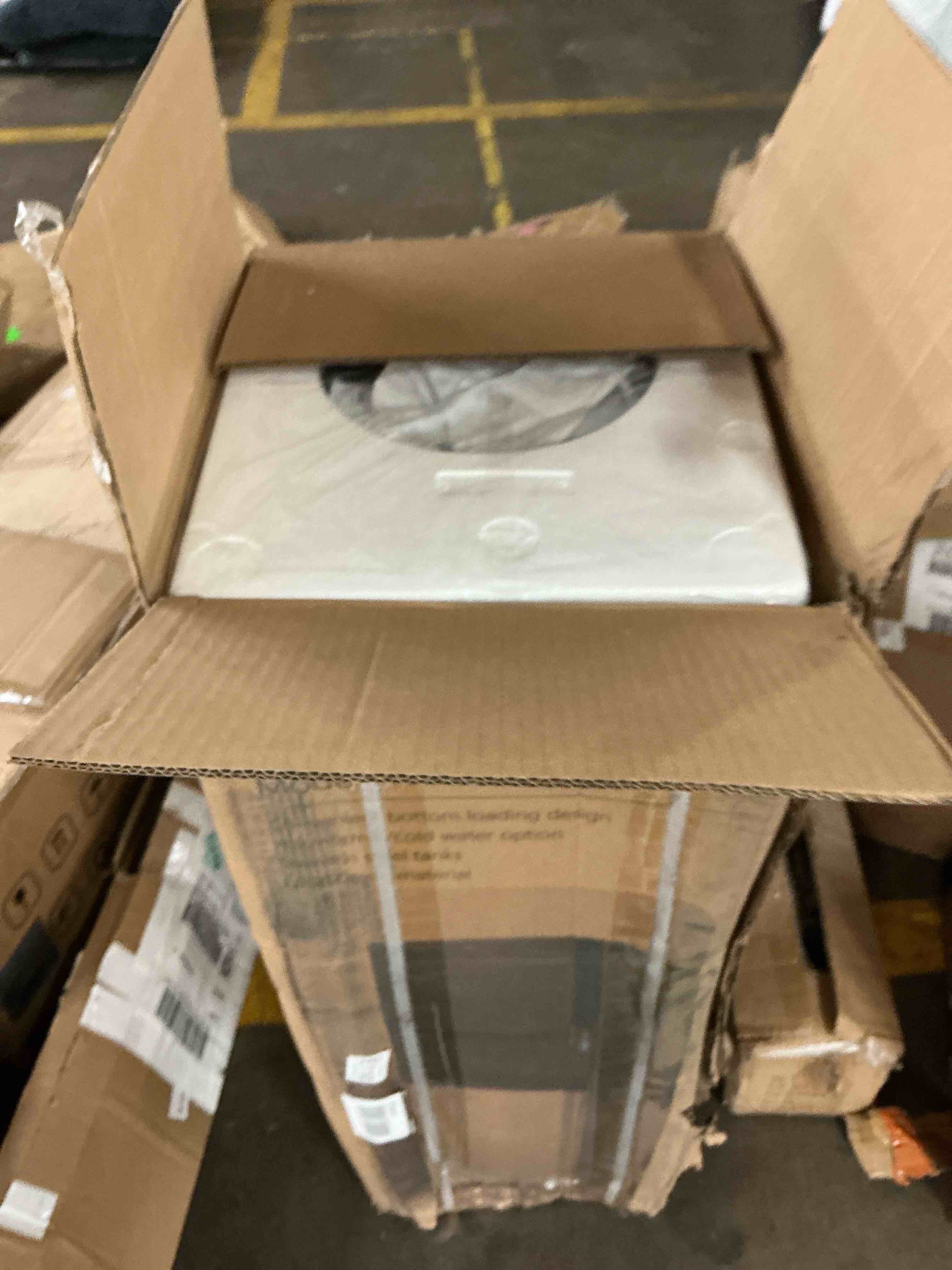 https://s3.amazonaws.com/lotting-images-prod/EmanualPiazza/GRA3816697_1781543034267.jpeg