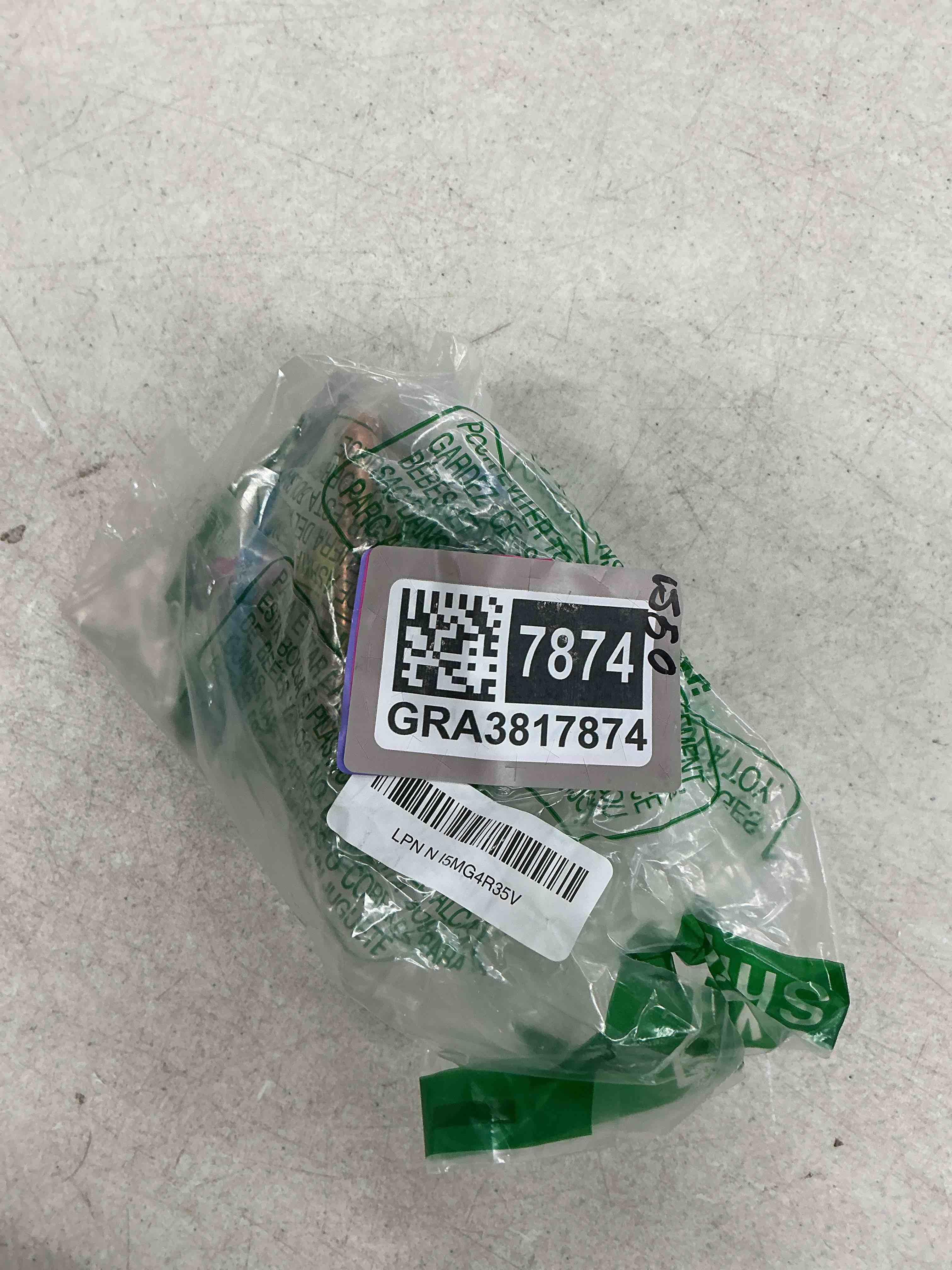 Condition photo showing Good Condition for copper water resistant energy saving four way reversing valve refrigeration maintenance(1p) , a ir conditioning four way reversing valve , a ir conditioning four way reversing valve , copper wfour way