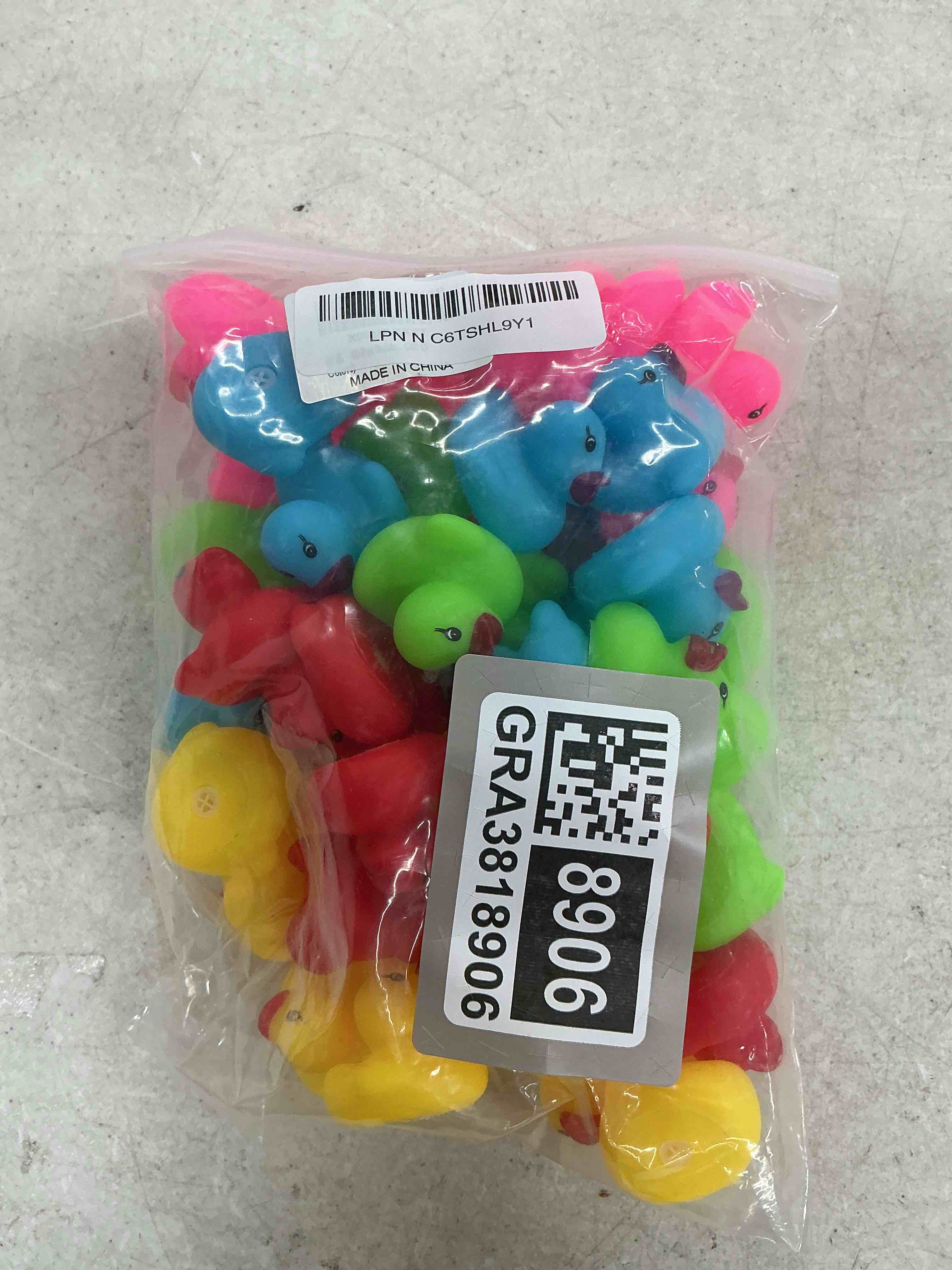 Condition photo showing Good Condition for 30 pcs rubber ducks bath toy, multicolor mini rubber duck bulk float duck baby bath toy, shower birthday party christmas favors gift (5 colors) 30 pcs multicolour