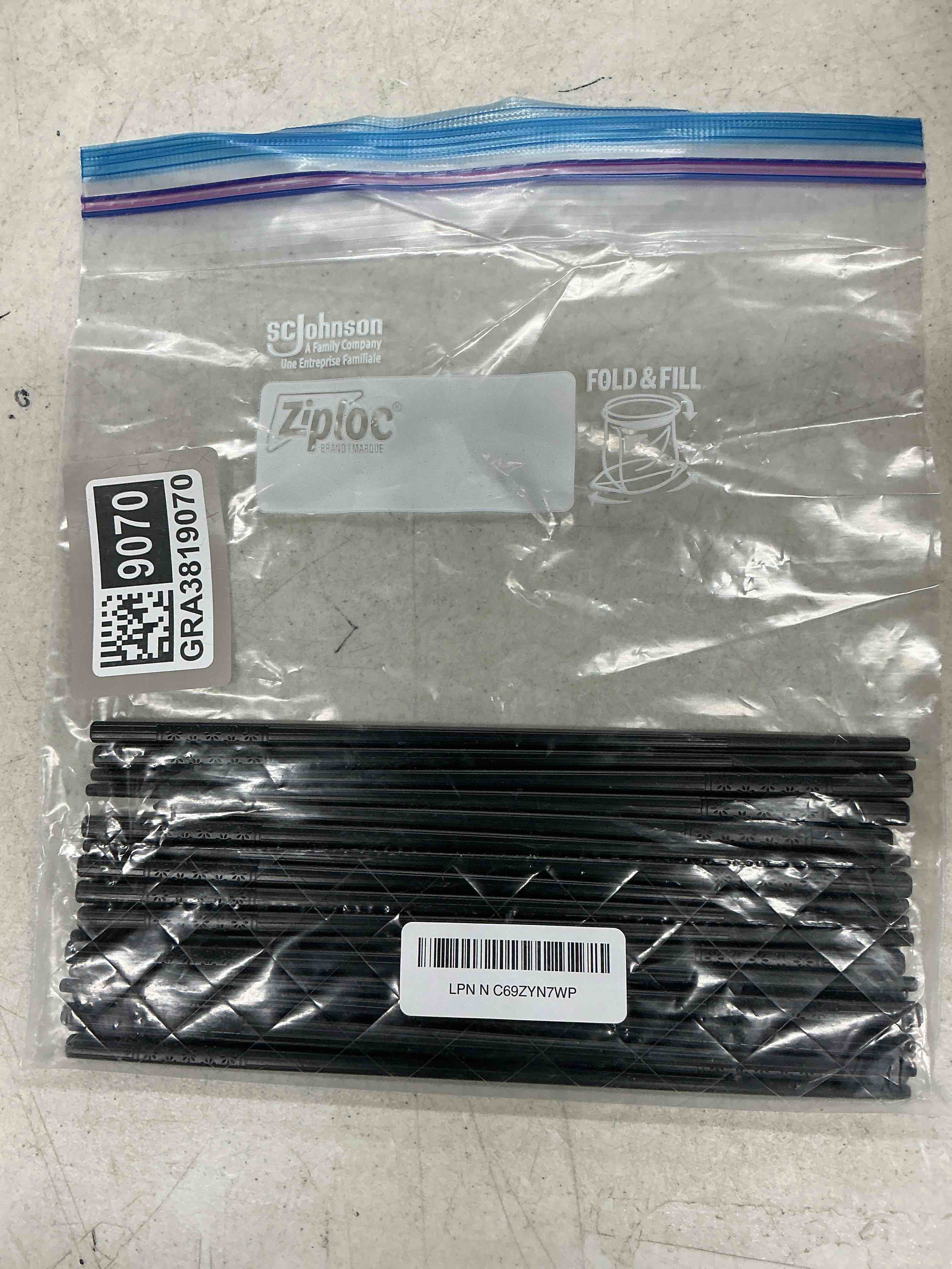 Condition photo showing Good Condition for hiware 10 pairs fiberglass chopsticks - reusable chopsticks dishwasher safe, 9 1/2 inches - black