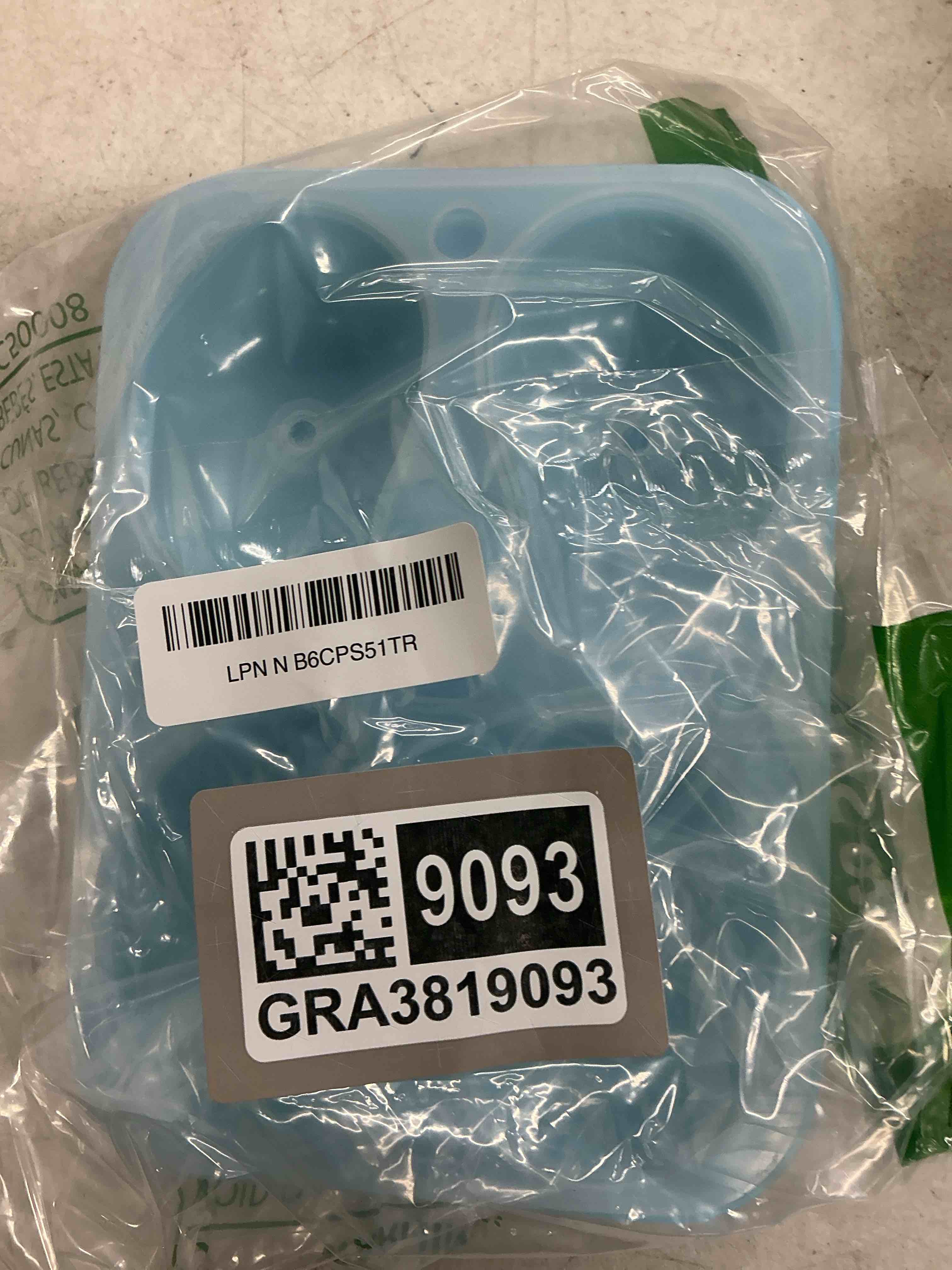 Condition photo showing Good Condition for palksky mango silicone molds, 1pack 4 cavity 3d fruit pastry molds for chocolate, candy, ice cream, pudding, jelly, bakeware, mousse cakes baking supplies