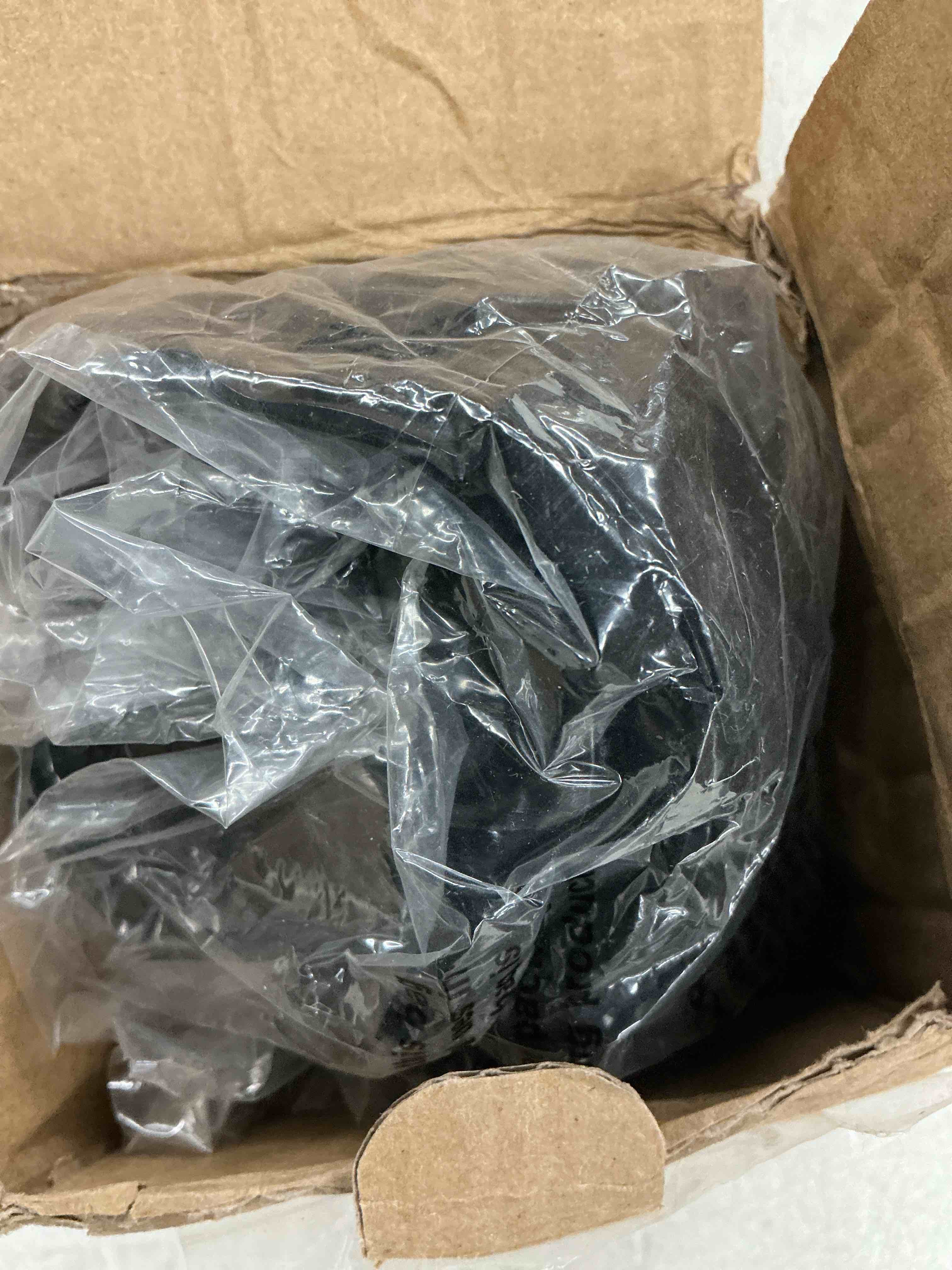 https://s3.amazonaws.com/lotting-images-prod/EmanualPiazza/GRA3819290_1777304816043.jpeg