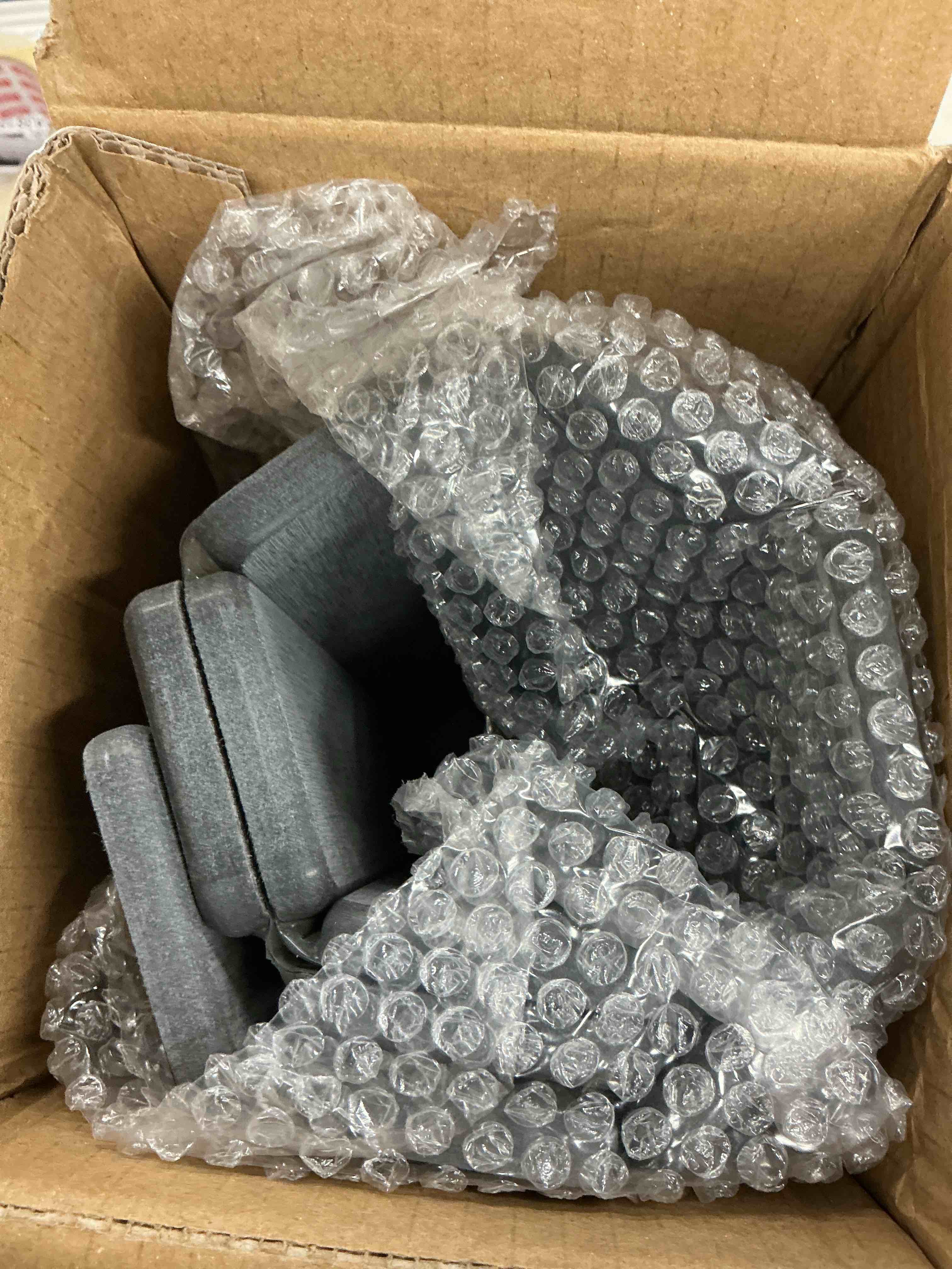 https://s3.amazonaws.com/lotting-images-prod/EmanualPiazza/GRA3819522_1777384637581.jpeg